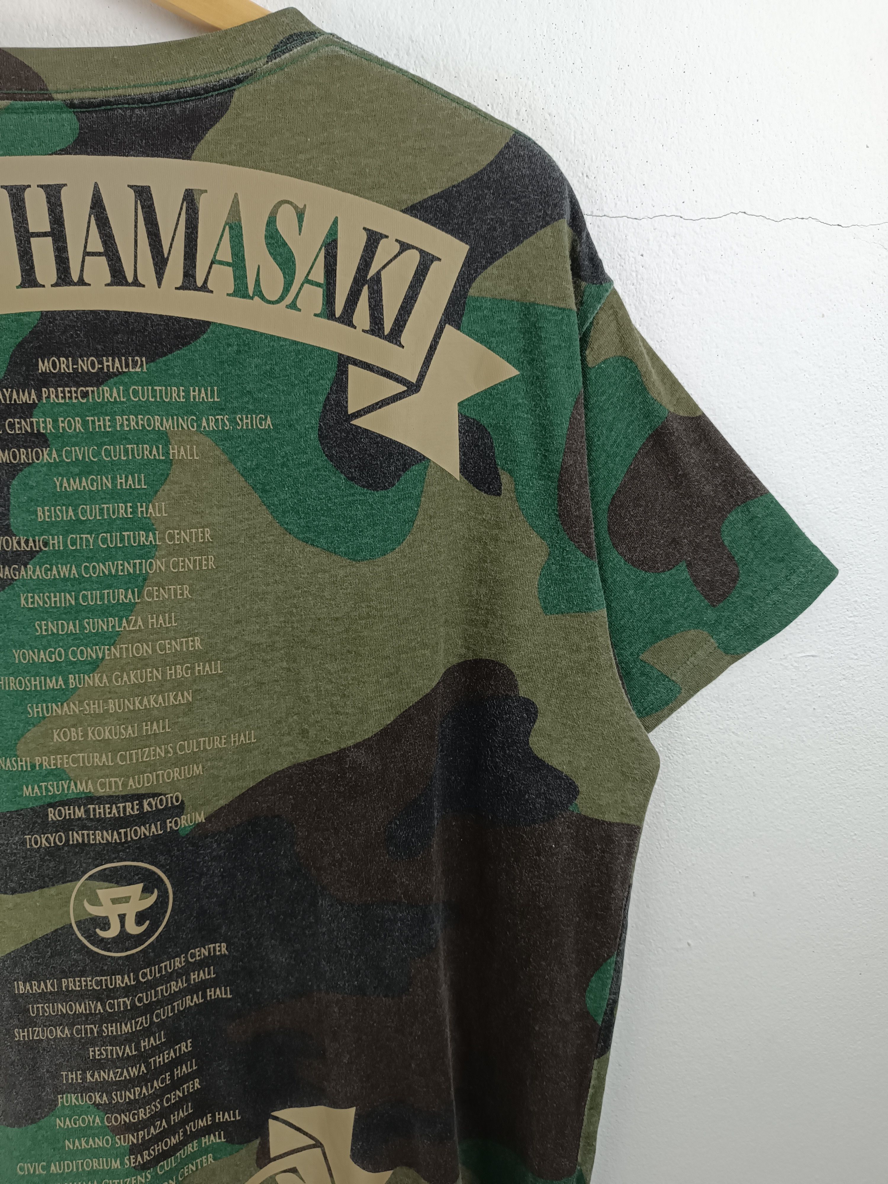Band Tees VINTAGE 2018 AYUMI HAMASAKI TROUBLE TOUR CAMO TEE VERY RARE Size US XL / EU 56 / 4 - 11 Thumbnail