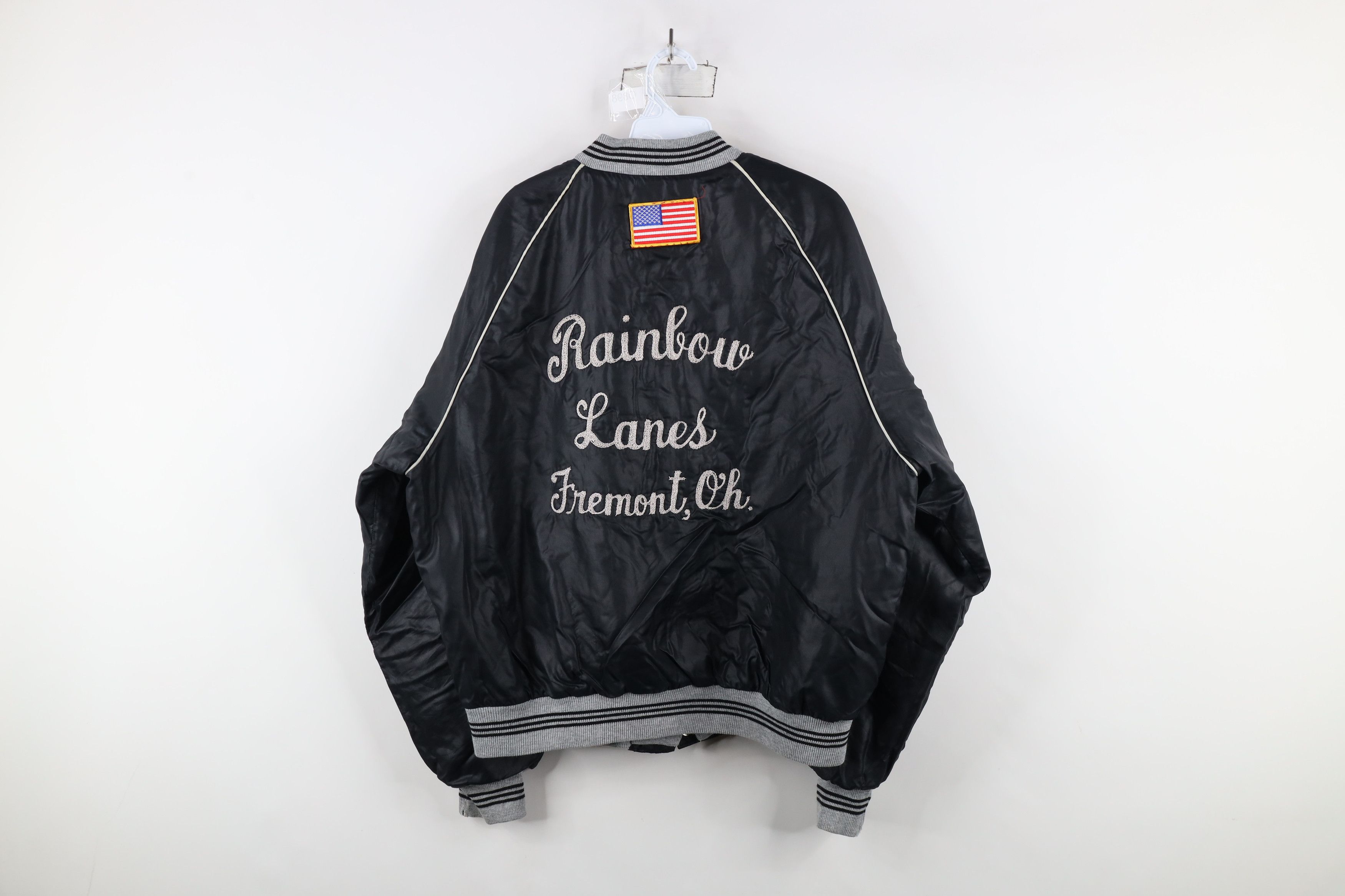 Vintage Vintage 80s Rainbow Lanes Bowling Satin Bomber Jacket USA Size US L / EU 52-54 / 3 - 16 Thumbnail