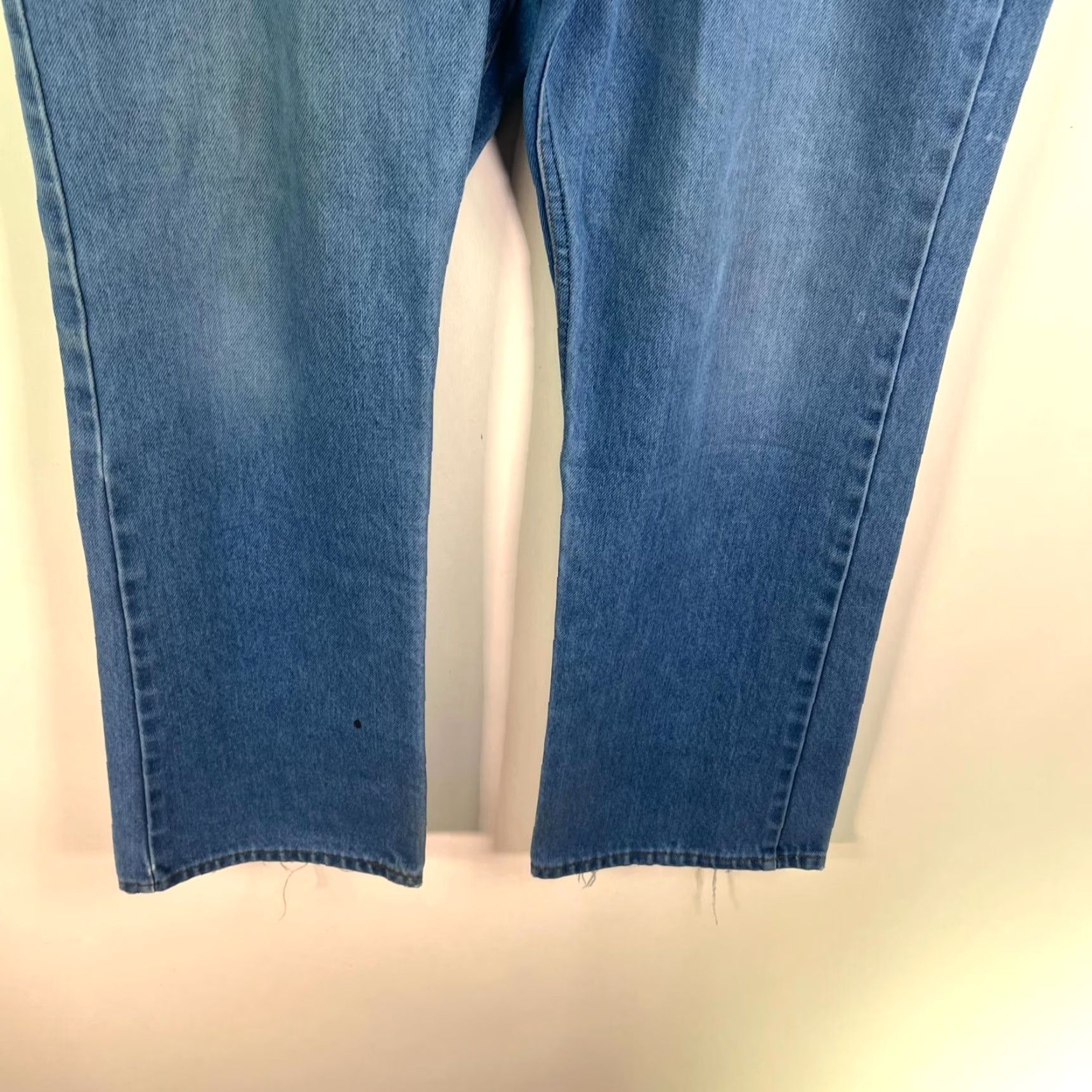 Levi's VINTAGE Levi's 80s Straight Leg Denim Jeans Size 38x29 Blue Mens Size US 38 / EU 54 - 4 Thumbnail