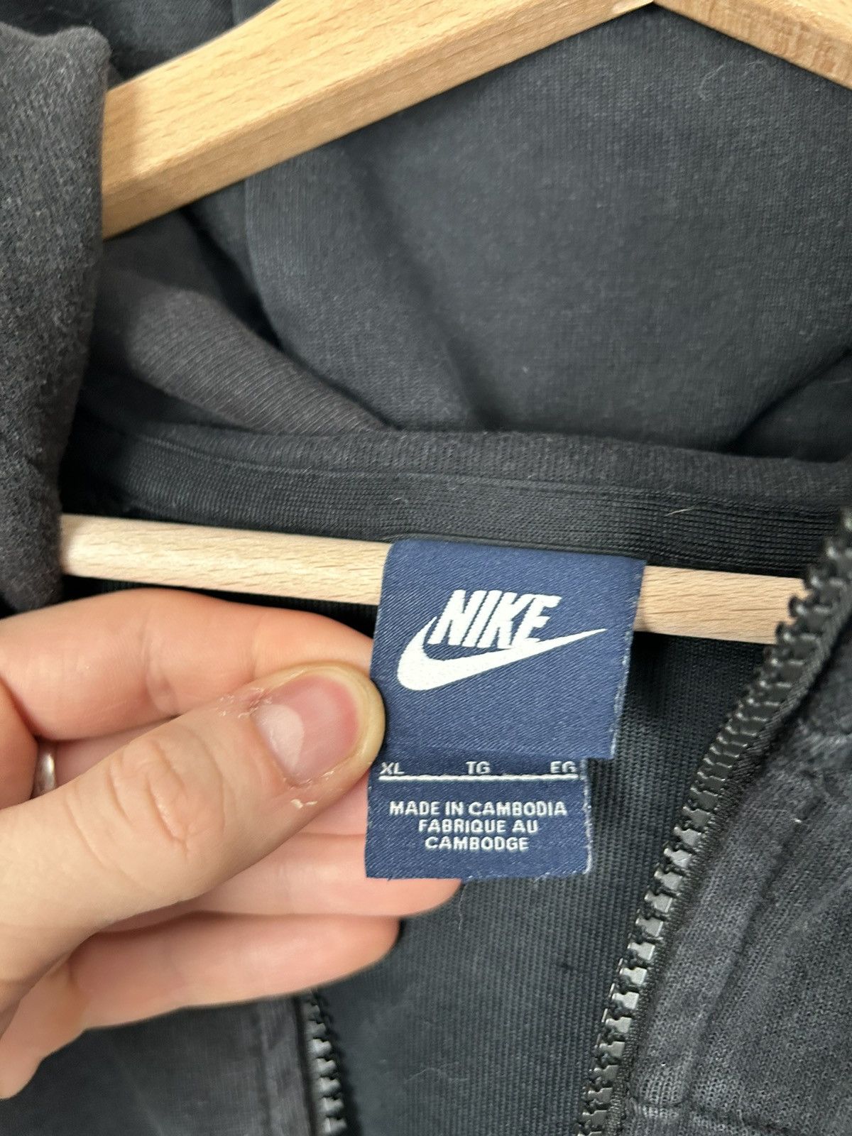 Nike Nike Black Tech Fleece Streetwear Hype Drill Rap Hoodie 00s Size US XL / EU 56 / 4 - 4 Thumbnail