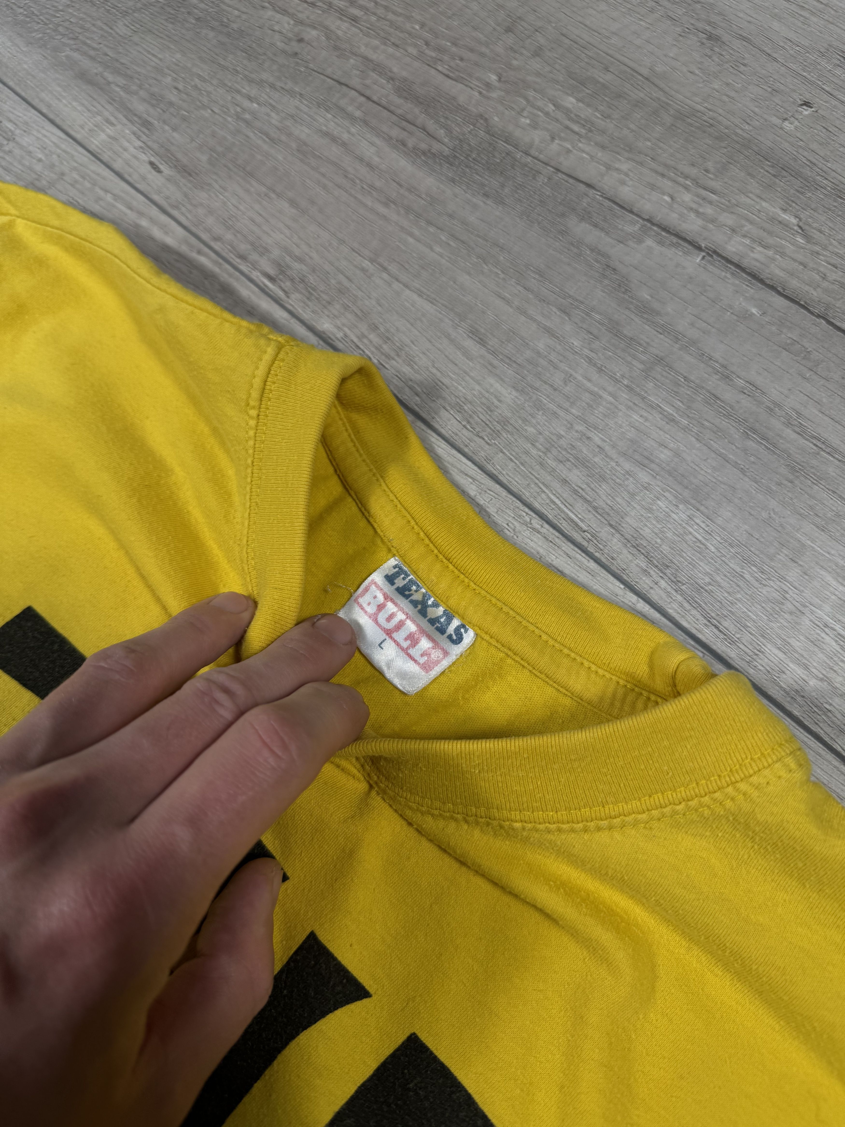 Band Tees THE JAM Vintage Yellow Band Rock Retro T Shirt Size L Size US L / EU 52-54 / 3 - 6 Thumbnail