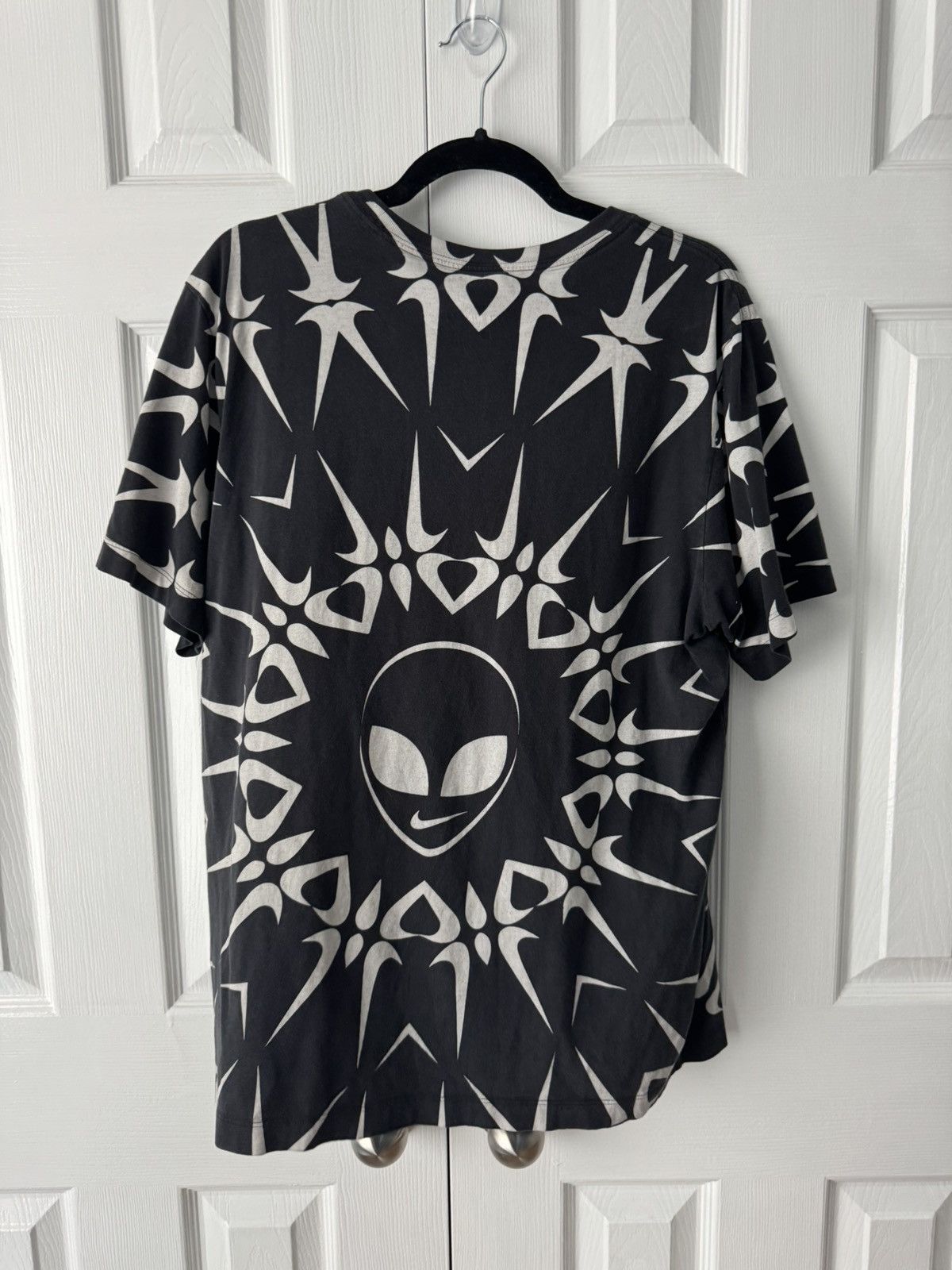 Nike Nike Black Alien Graphic Tee Men’s L Holographic Print Size US L / EU 52-54 / 3 - 3 Thumbnail