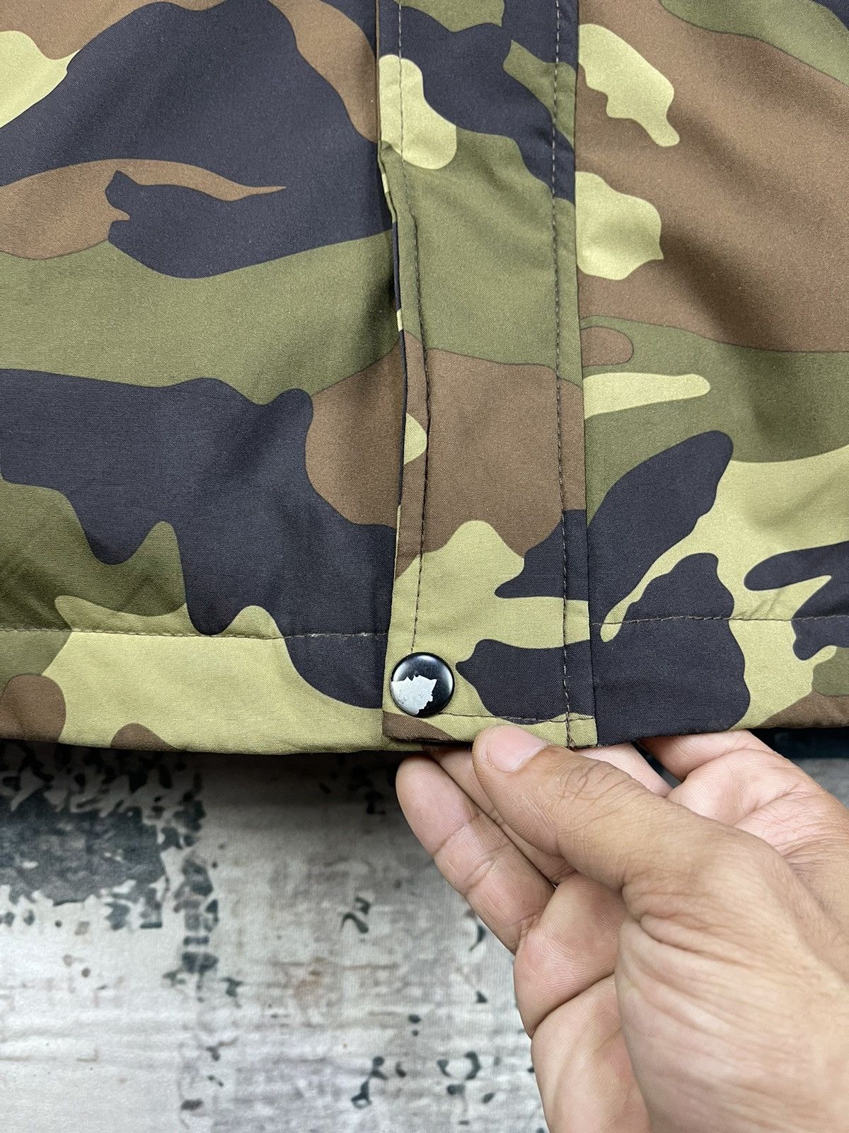 Japanese Brand Hype🔥Army Camouflage Puffer Hooded Jackets Size US L / EU 52-54 / 3 - 14 Thumbnail