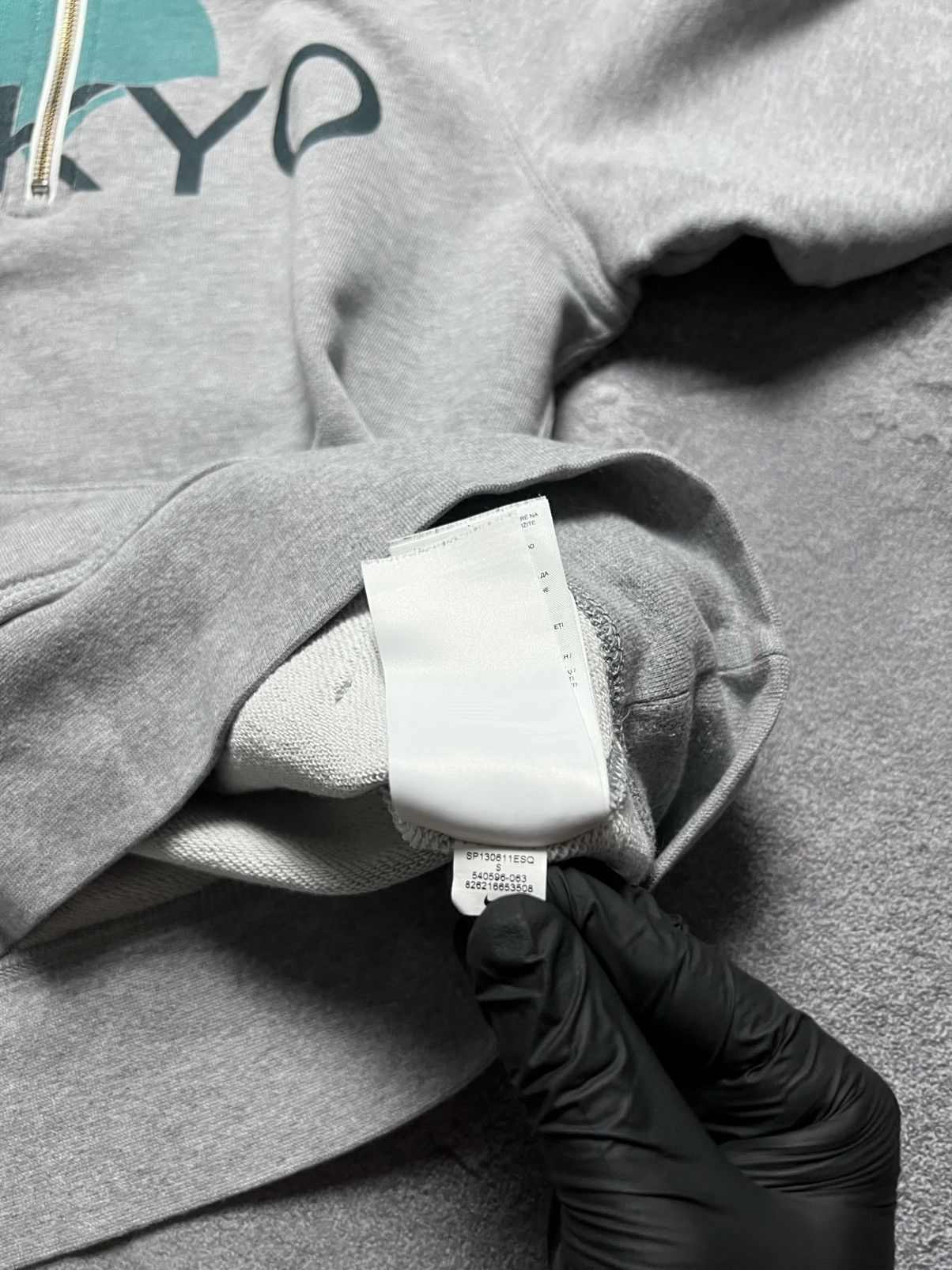 Nike 90x Vintage Nike Tokyo 1/4 Zip Hoodie Big Logo Swoosh S Size US S / EU 44-46 / 1 - 11 Thumbnail