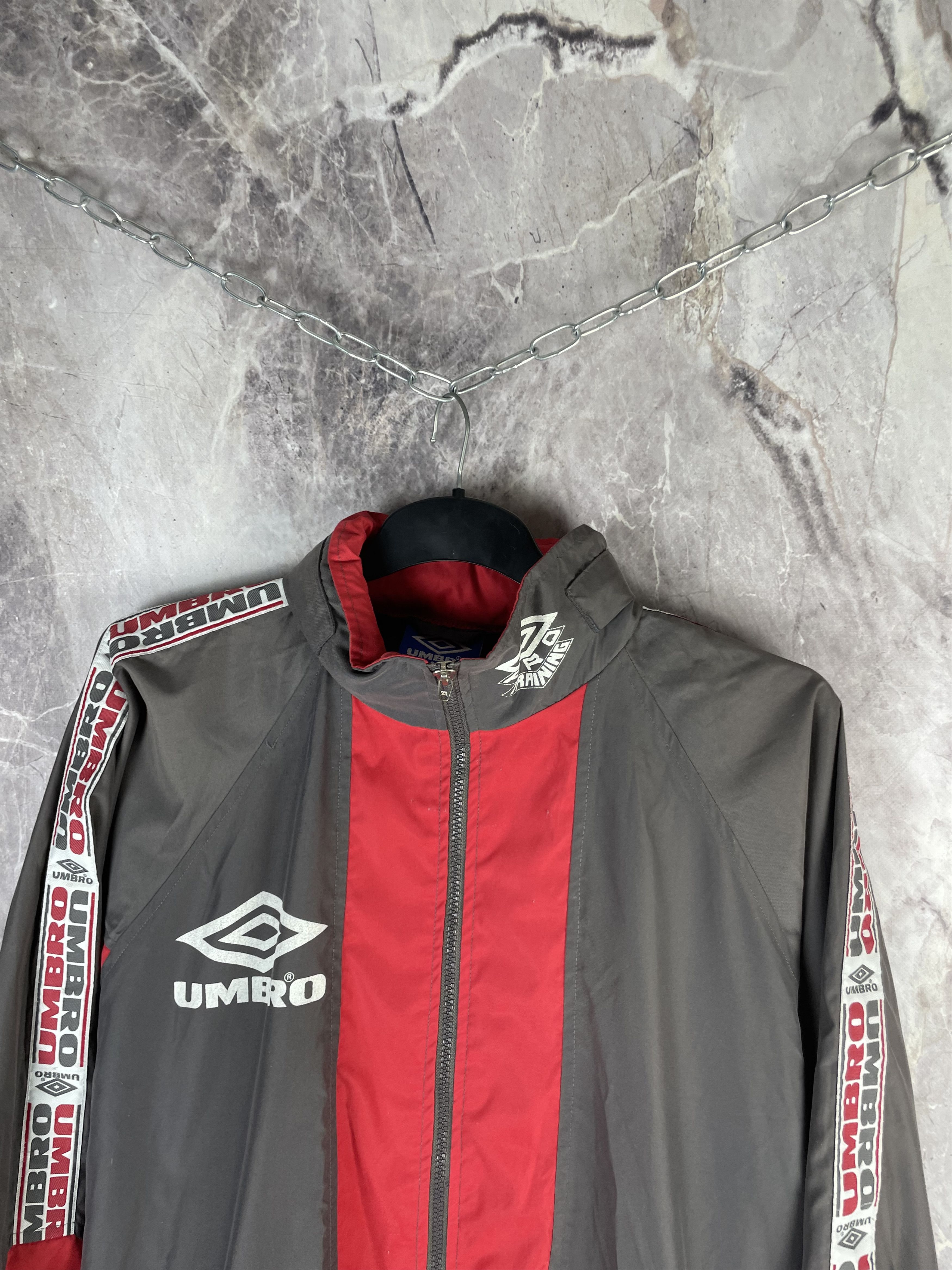 Umbro Vintage 90s🔥 UMBRO Football Pro Training Zipper Size US M / EU 48-50 / 2 - 3 Thumbnail