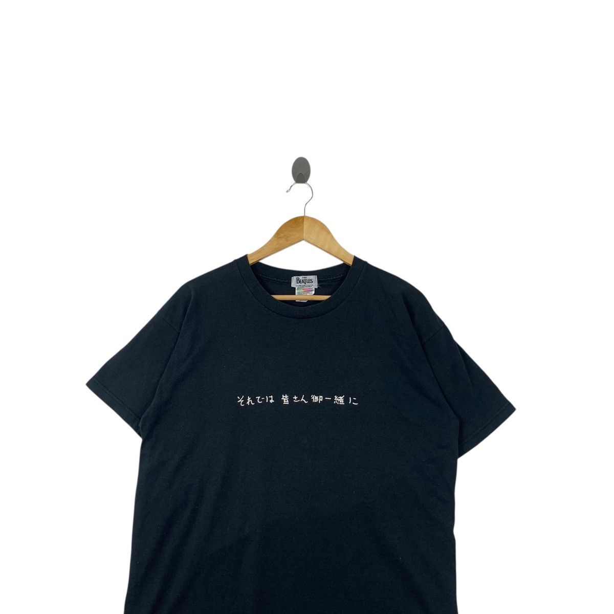 Band Tees Vintage 2000 THE BEATLES All Together Now Japan Kanji Tee Size L / US 10 / IT 46 - 2 Thumbnail