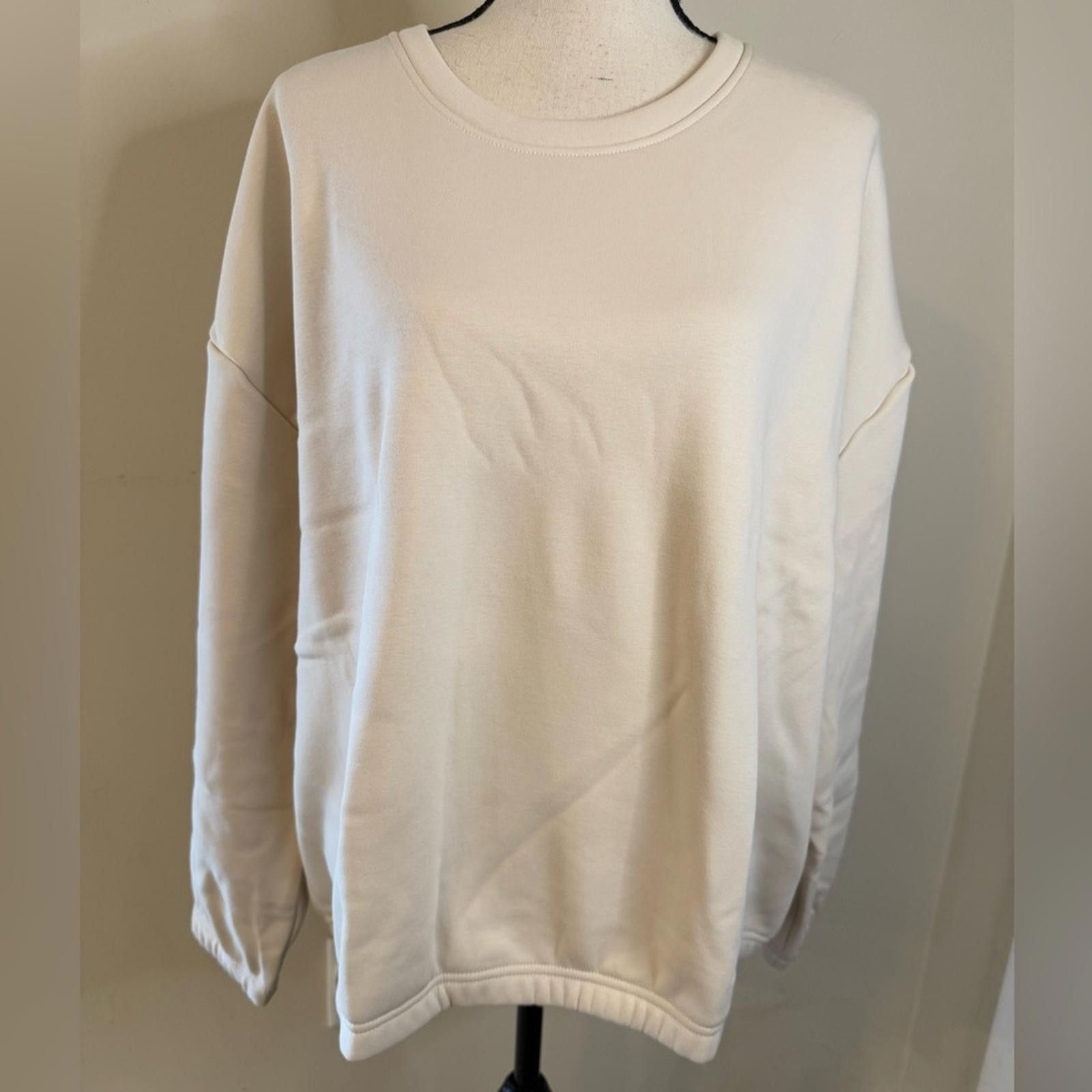 Banana Republic Banana Republic Cream fleece Sweatshirt SZ XXL Size XXL / US 16-18 / IT 52-54 - 1 Thumbnail