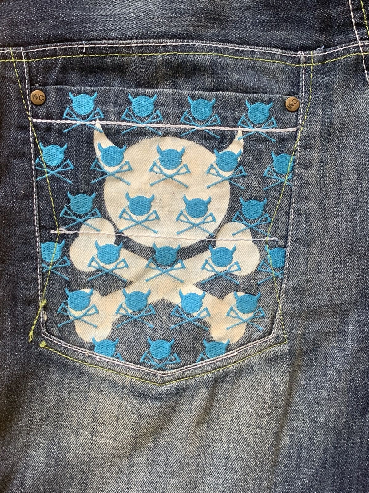 Japanese Brand Wild Channel Out Of This World Embroidered Baggy Short Pants Size US 34 / EU 50 - 16 Thumbnail