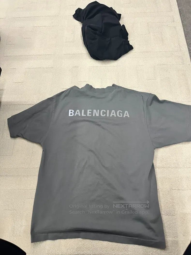 Balenciaga Balenciaga Gray Reflective Logo Short Sleeve Size US XXS / EU 40 - 1 Thumbnail