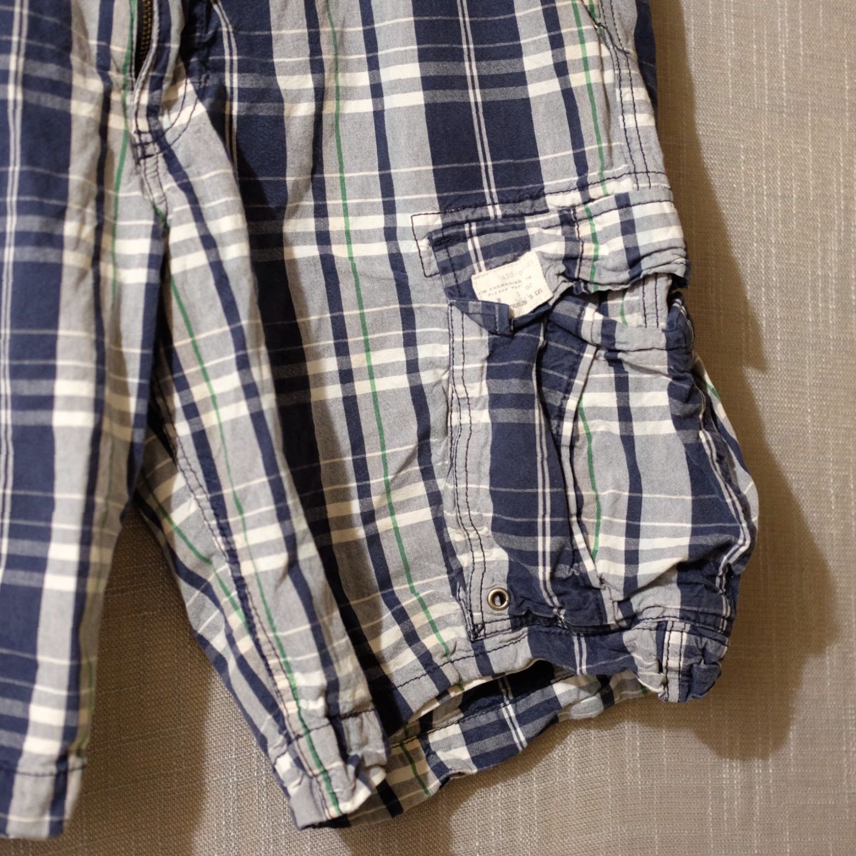 Levi's Levi's Cargo Shorts 100% Cotton Plaid Mens W36 Cargo Pocket Casual Size US 37 - 4 Thumbnail