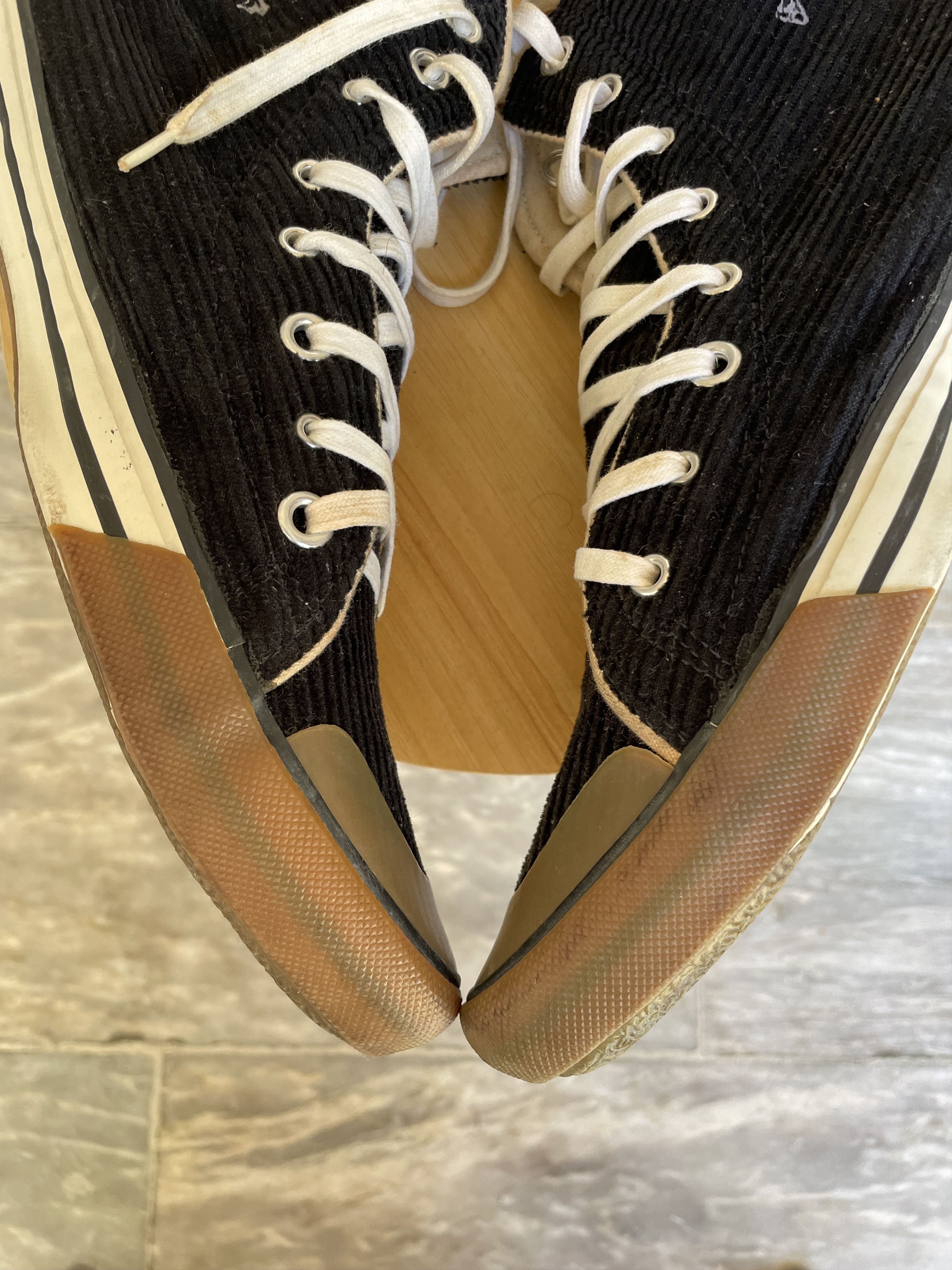 Undercover Undercover Skull Corduroy Sneaker AW04 - RUNWAY ARCHIVE Size US 9.5 / EU 42-43 - 11 Thumbnail