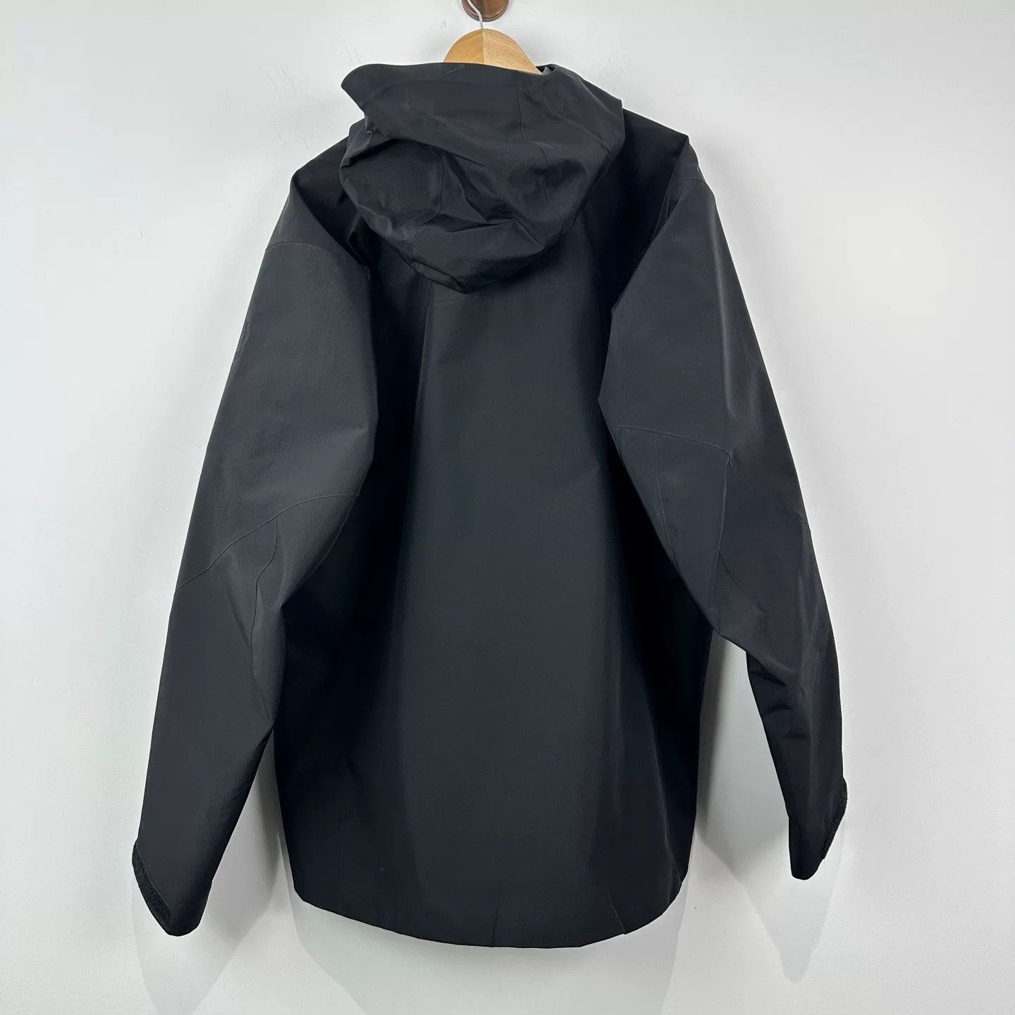 Arc'teryx Arcteryx Alpha Sv 6th Gen Jacket Size US XL / EU 56 / 4 - 2 Thumbnail