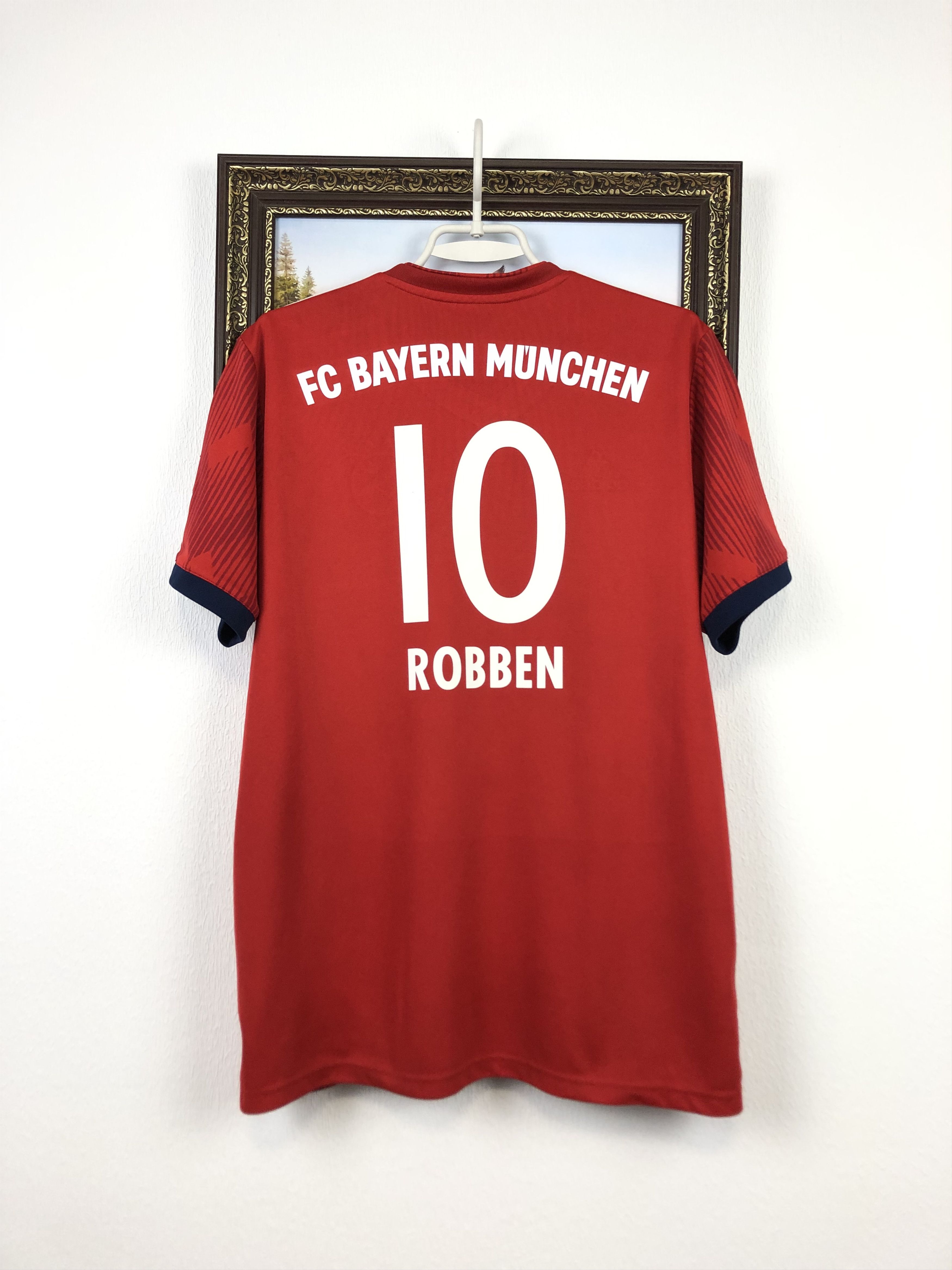 Adidas Bayern Munich football shirt 2018 Soccer #10 Robben Jersey Size US L / EU 52-54 / 3 - 1 Thumbnail