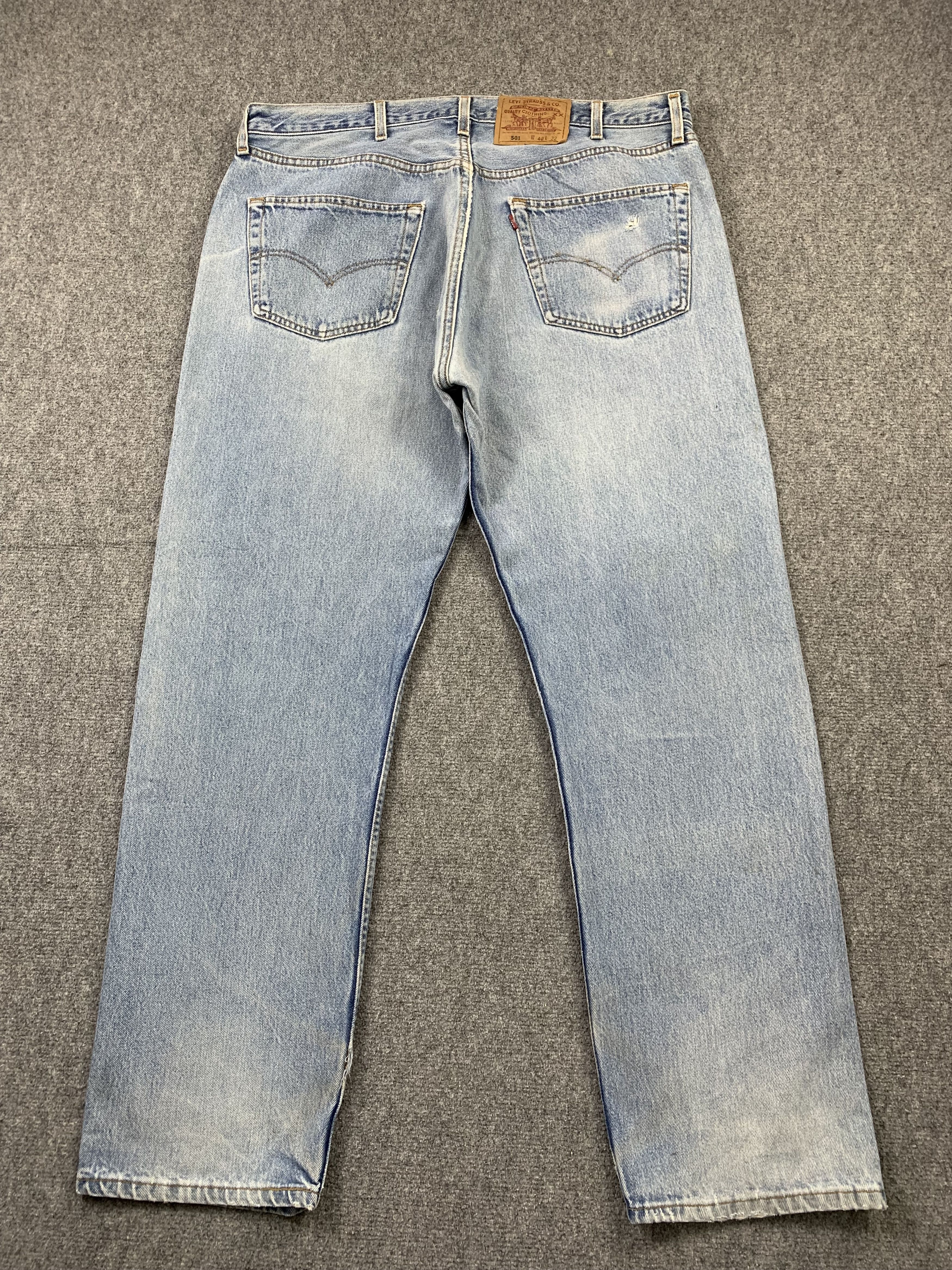 Levi's Vintage 90s Levis 501 Light Wash Jeans DP2157 Size US 38 / EU 54 - 3 Thumbnail