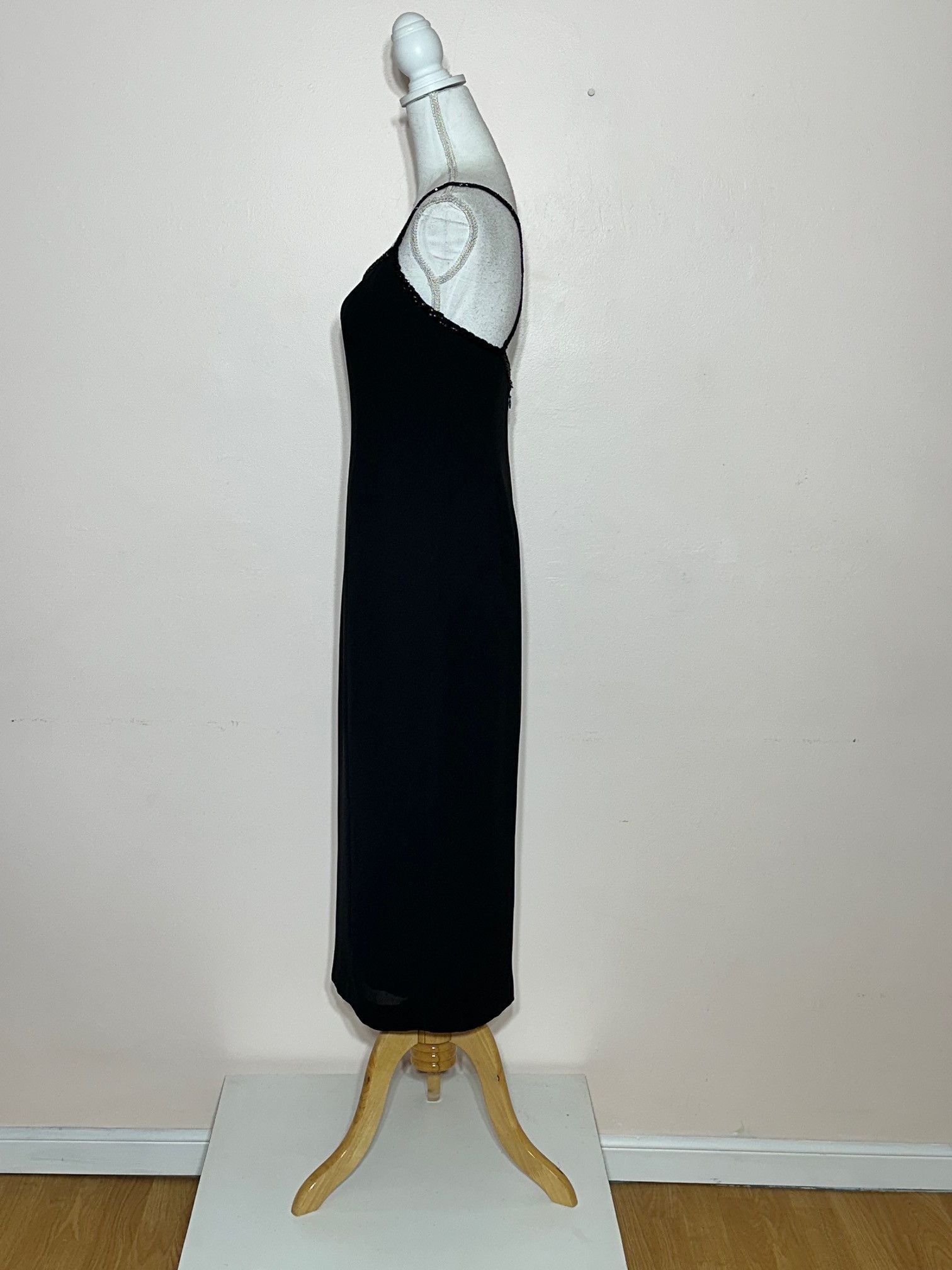 Ann Taylor Ann Taylor Black Crepe Sheath Beaded Neck and Straps Size 6P Size M / US 6-8 / IT 42-44 - 5 Thumbnail