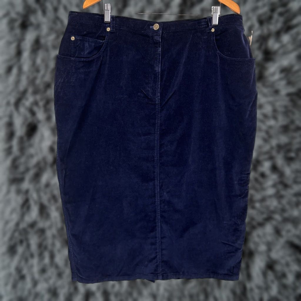 Jones New York VINTAGE Jones New York Velvet Skirt Midi Maxi Plus 22W Navy Back Slit Women, Adult, Plus Size, 22W, Velvet, 90s/Classic Fashion Size 40" / US 18 - 1 Thumbnail