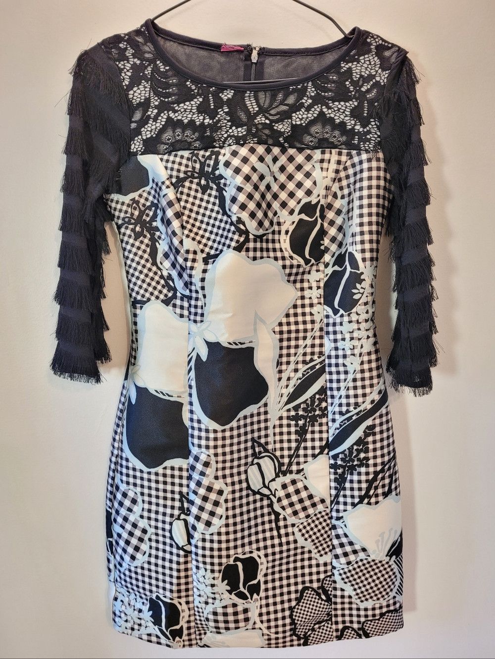 Other Save The Queen Black White Fringe Half Sleeve Lace Dress Xs Size XS / US 0-2 / IT 36-38 - 2 Thumbnail