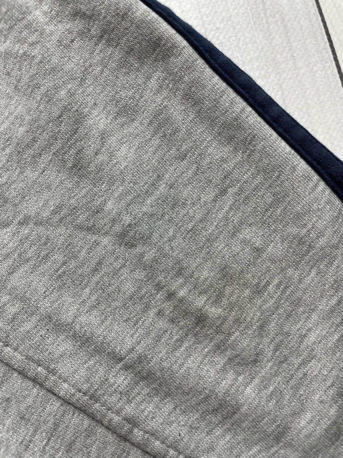 Adidas × Vintage Vintage Adidas performance essential Zip Hoodie size M Size US M / EU 48-50 / 2 - 5 Thumbnail