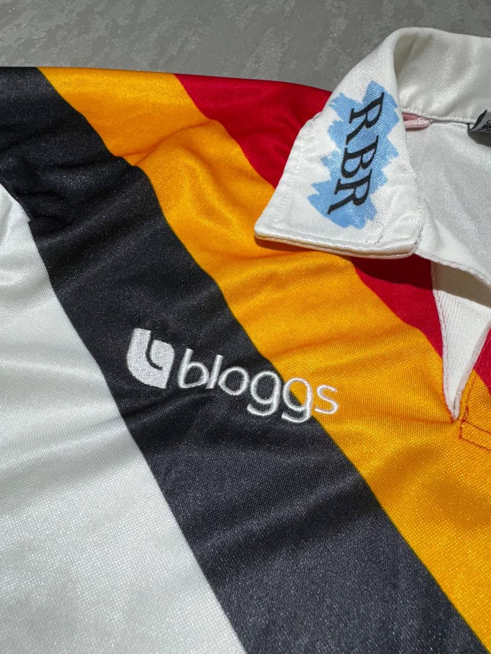 Vintage Bradford Bulls Bloggs 2001 2002 rugby shirt jersey size S Size US S / EU 44-46 / 1 - 3 Thumbnail