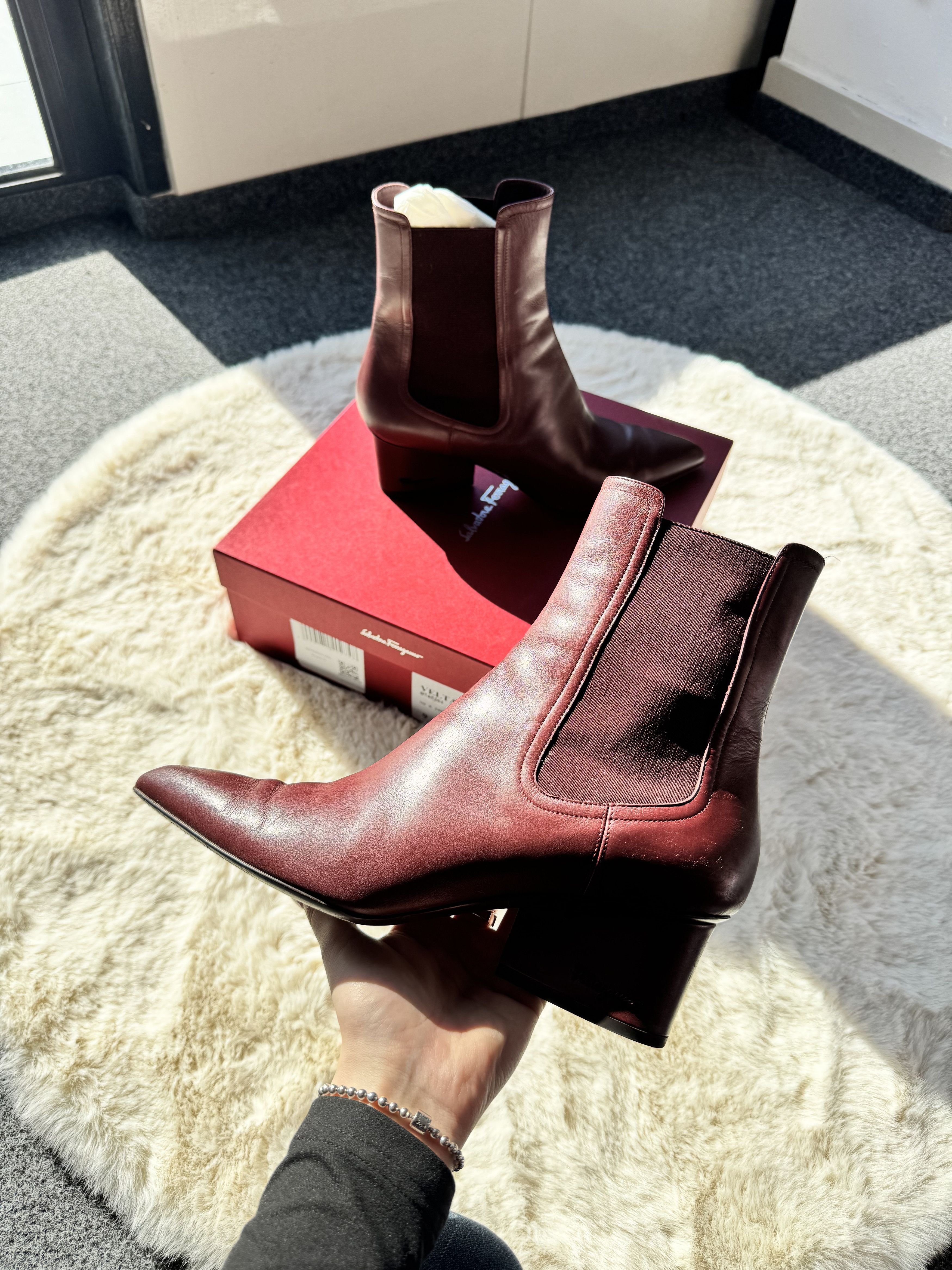 Salvatore Ferragamo Salvatore Ferragamo Velta 55 - burgundy leather ankle boots Size US 9.5 / IT 39.5 - 6 Thumbnail