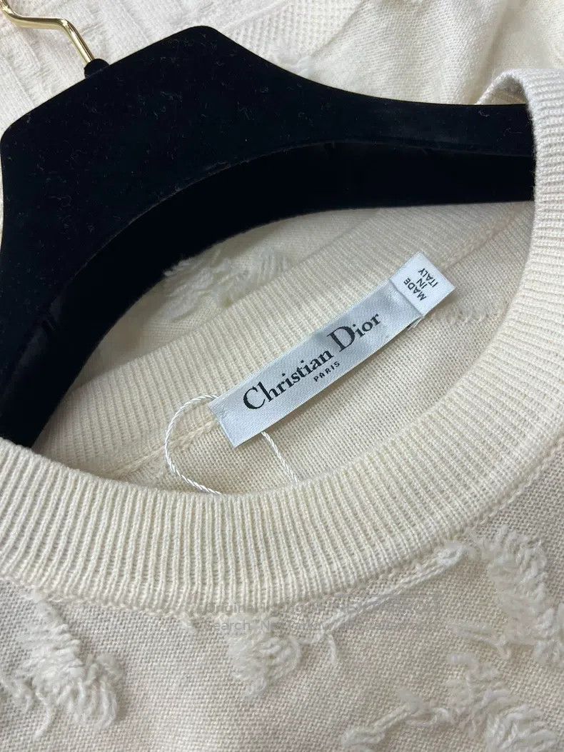 Dior Dior White three-dimensional feather cashmere sweater Size XS / US 0-2 / IT 36-38 - 5 Thumbnail
