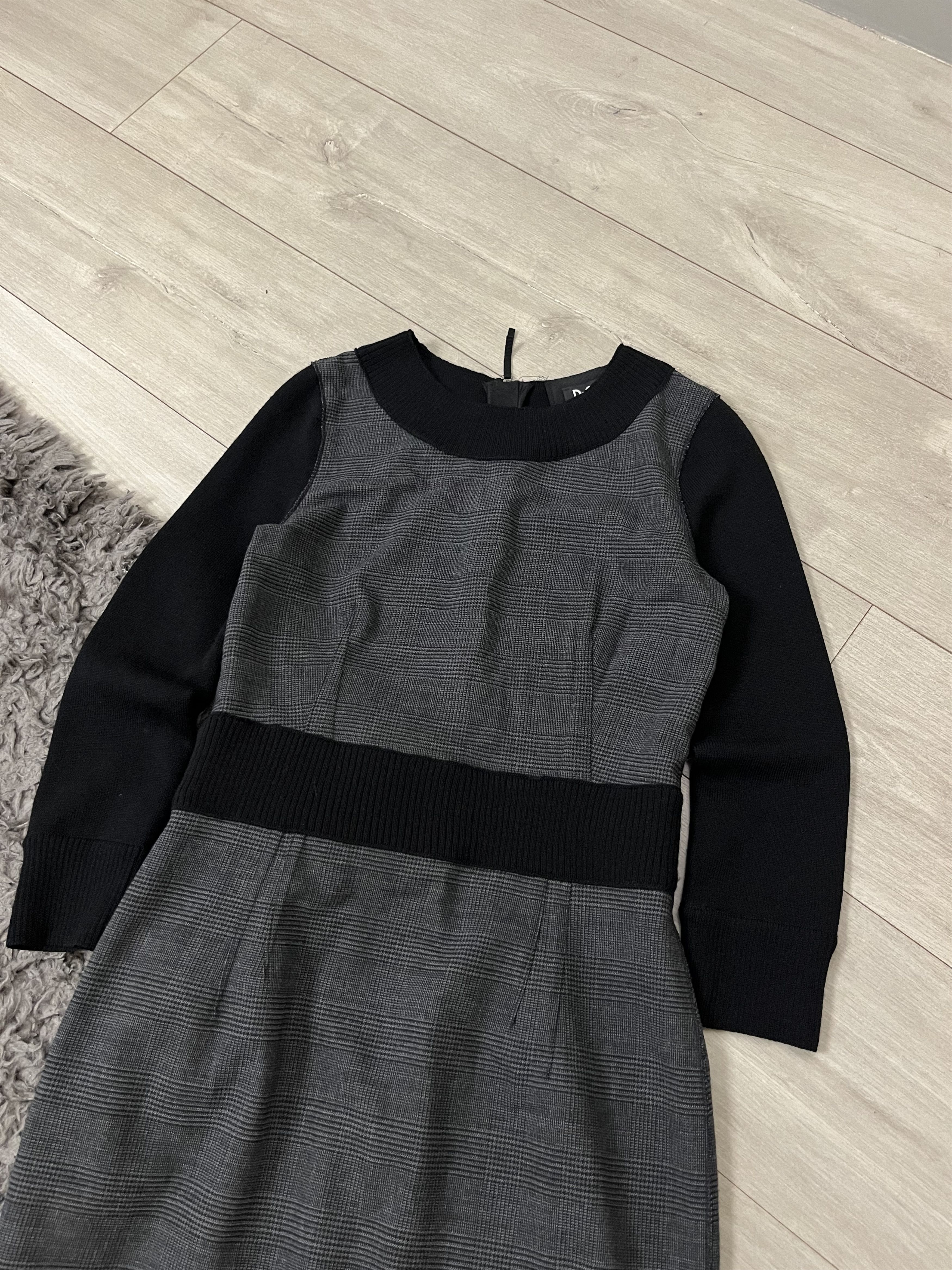 Dolce & Gabbana 🔥00'S DOLCE & GABBANA ARCHIVE WOOL SILK LINED VINTAGE DRESS Size M / US 6-8 / IT 42-44 - 2 Thumbnail