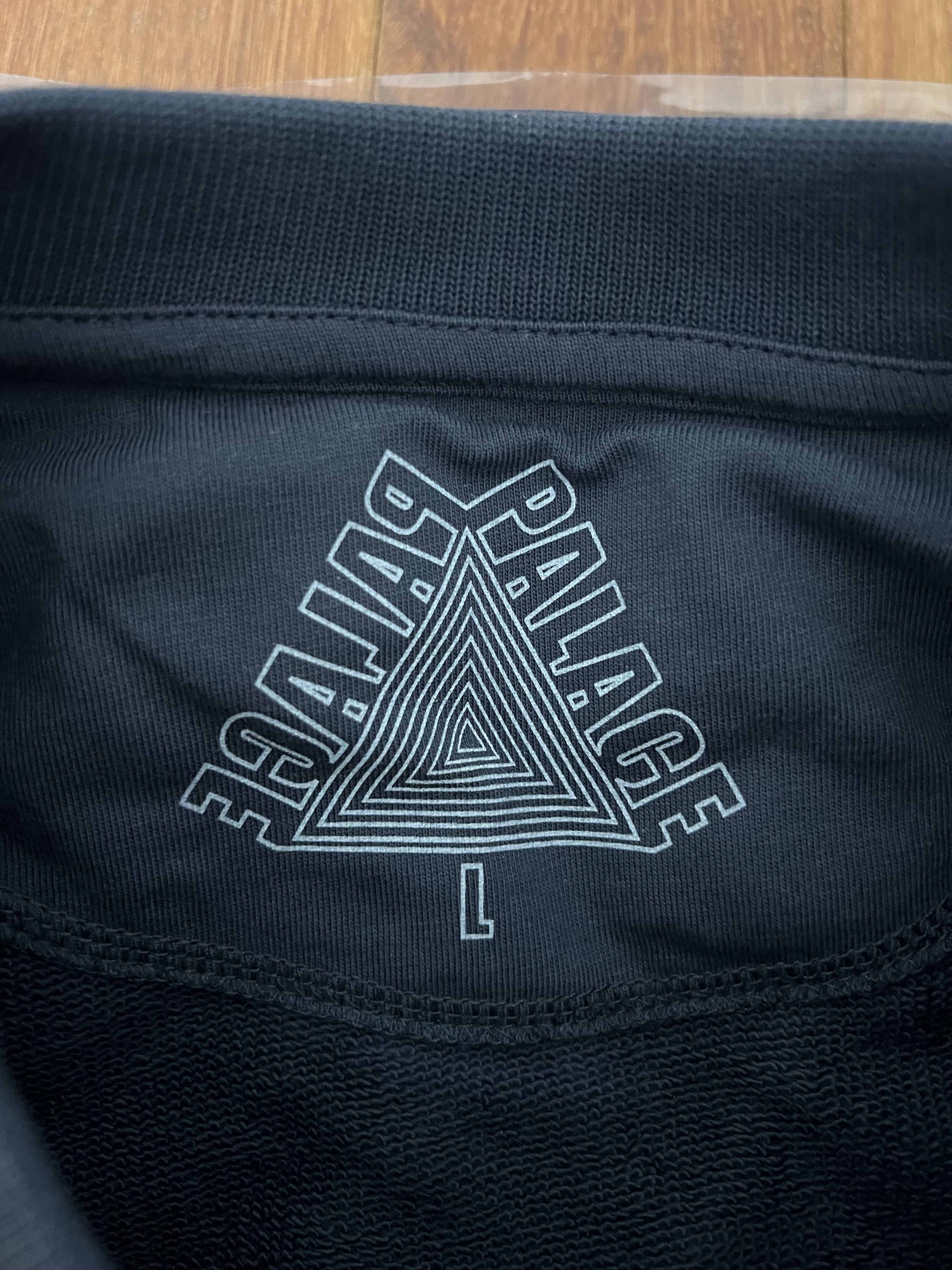 Palace 💚 2019 Palace Split P3 Crew Navy Large NEW Size US L / EU 52-54 / 3 - 7 Thumbnail