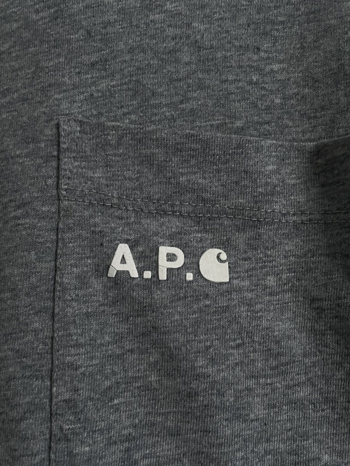 Carhartt A.P.C. x Carhartt Gray Pocket T-Shirt RARE Size US L / EU 52-54 / 3 - 3 Thumbnail