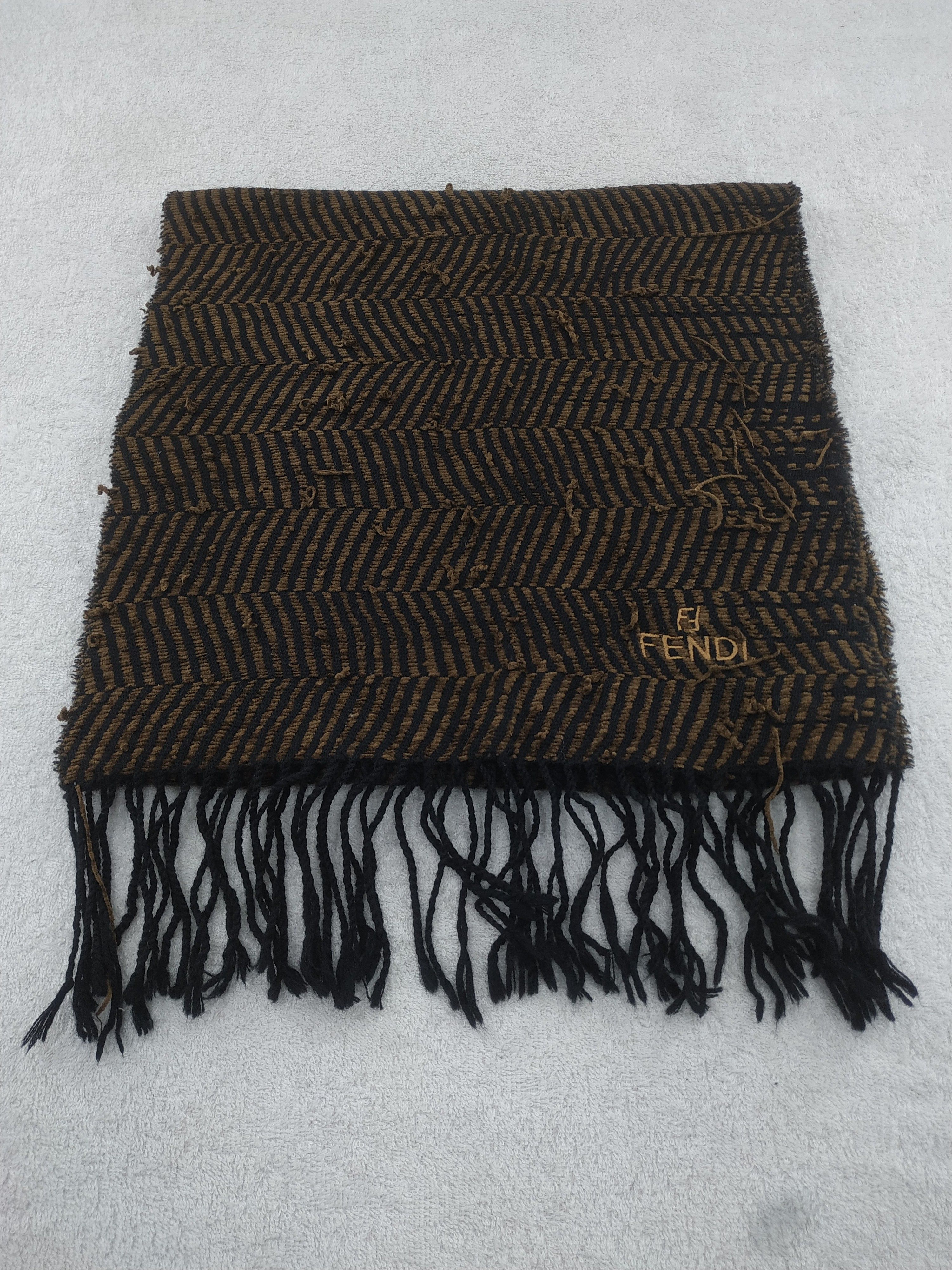 Fendi Vintage Fendi Scarf/Muffler/Neckwear MF319 Size ONE SIZE - 1 Thumbnail