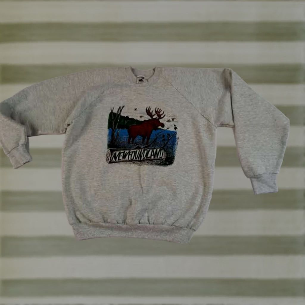 Fruit Of The Loom VINTAGE Newfoundland Outdoor Moose Print Sweatshirt XL Gray Men Pullover Fruit of the Loom Canada Outdoor Size US XL / EU 56 / 4 - 1 Thumbnail
