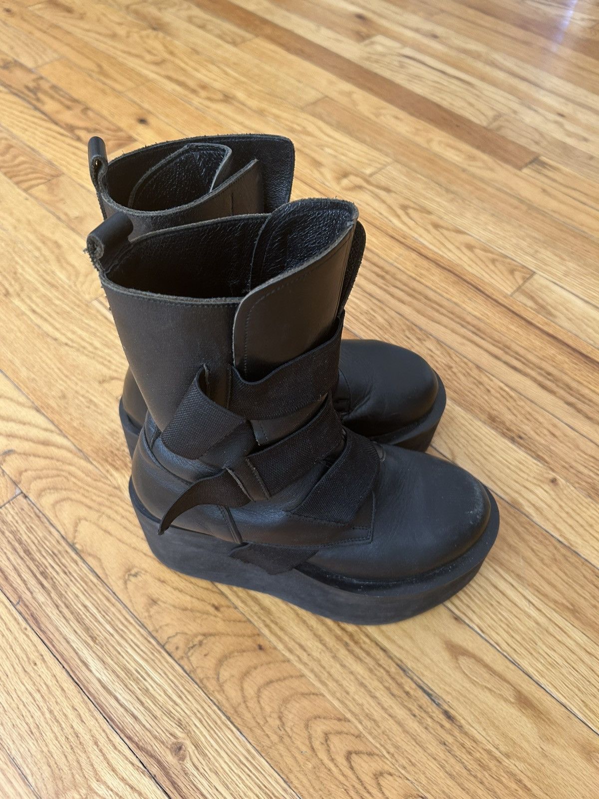Koji Kuga Saint Tropez Koji Kuga strap platform boots Size US 9.5 / EU 42-43 - 4 Thumbnail