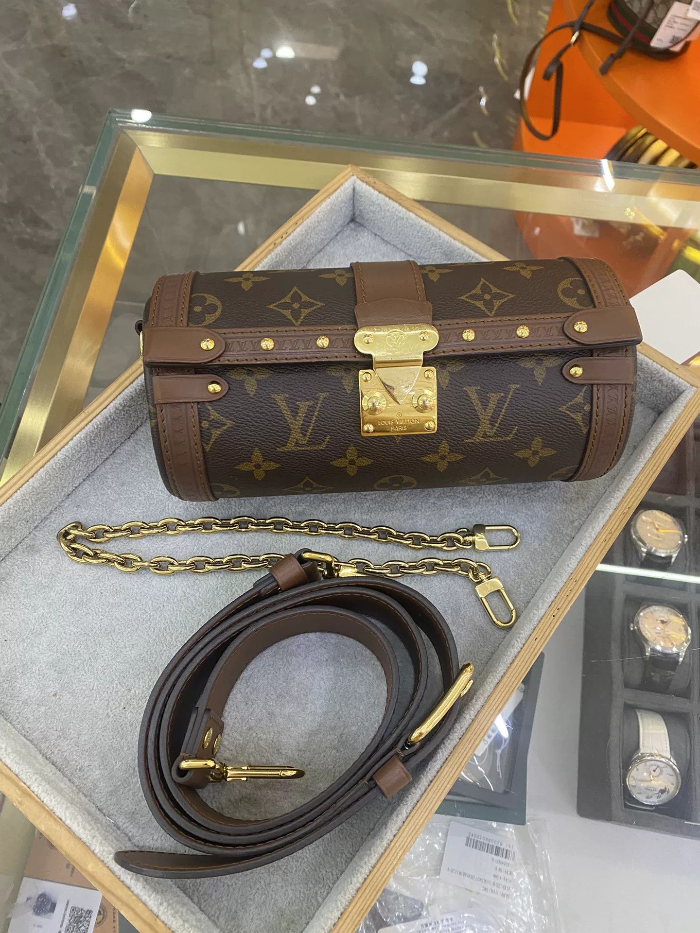 Louis Vuitton Pre-loved Bag Very good condition Size ONE SIZE - 1 Thumbnail