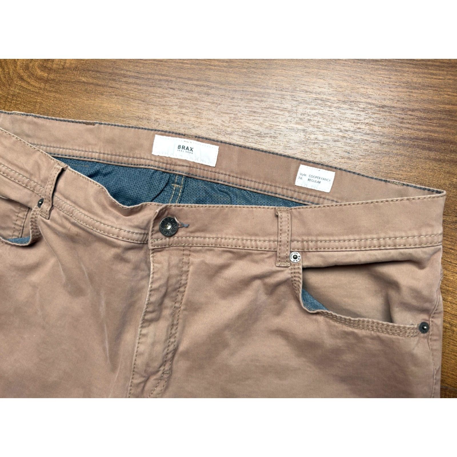 BRAX Brax Cooper Mens Feel Good Ultralight Flat Front Pants Khakis 40 Regular Brown 5-Pocket Inseam 30 Mens Size US 40 / EU 56 - 5 Thumbnail