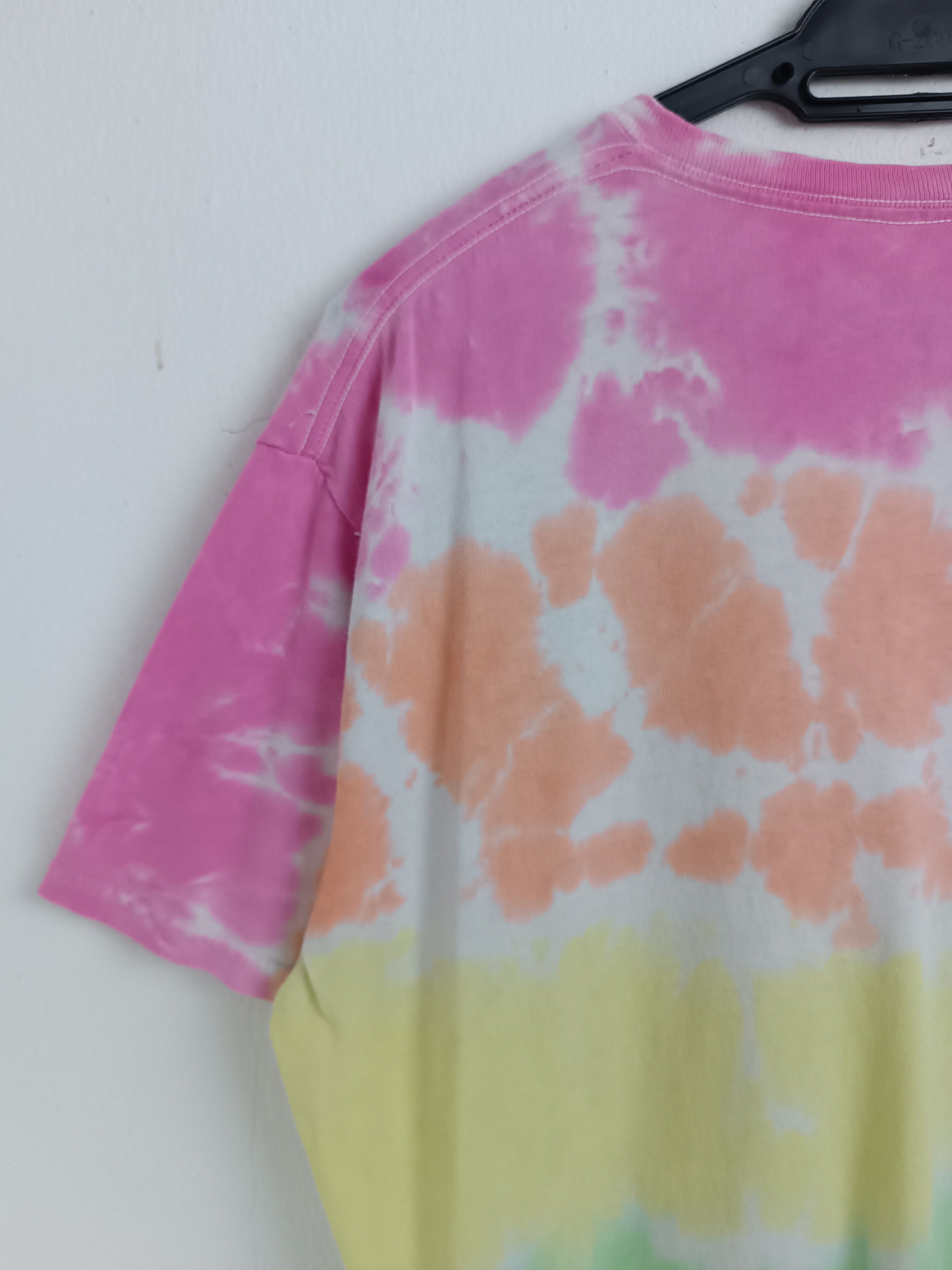Liquid Blue VINTAGE WOODSTOCK MUSIC FESTIVAL TIE DYE TEE hippie rock Size US M / EU 48-50 / 2 - 13 Thumbnail