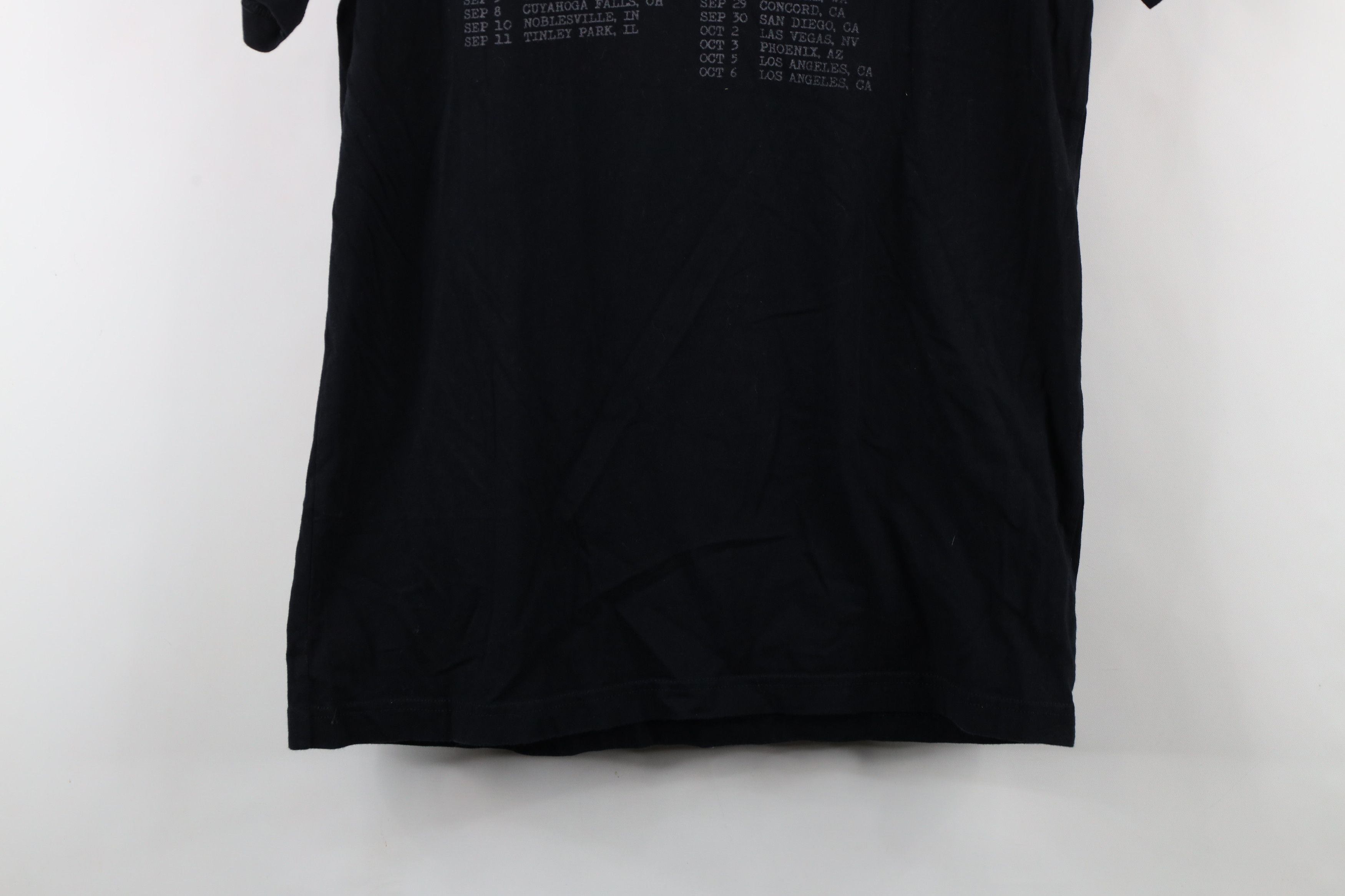 Vintage Y2K Little Pill 25th Anniversary Tour Morissette T-Shirt Size US L / EU 52-54 / 3 - 13 Thumbnail
