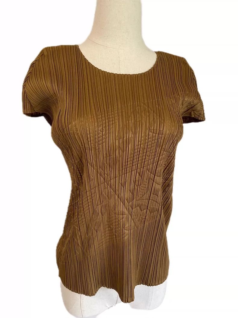 Issey Miyake Issey Miyake size:3 Brown pleated coat Size M / US 6-8 / IT 42-44 - 5 Thumbnail