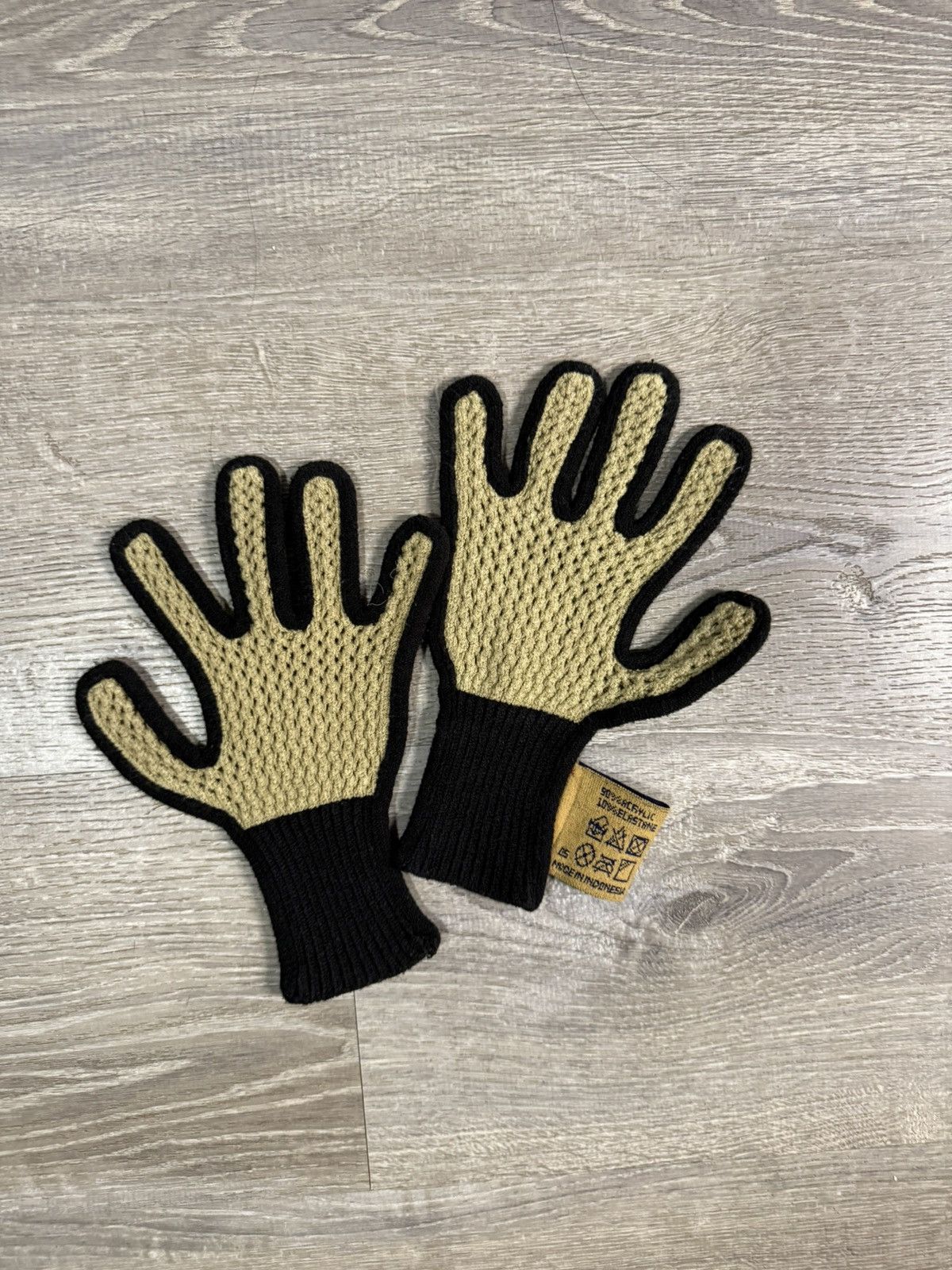 Designer Isa boulder goalie gloves Size ONE SIZE - 1 Thumbnail