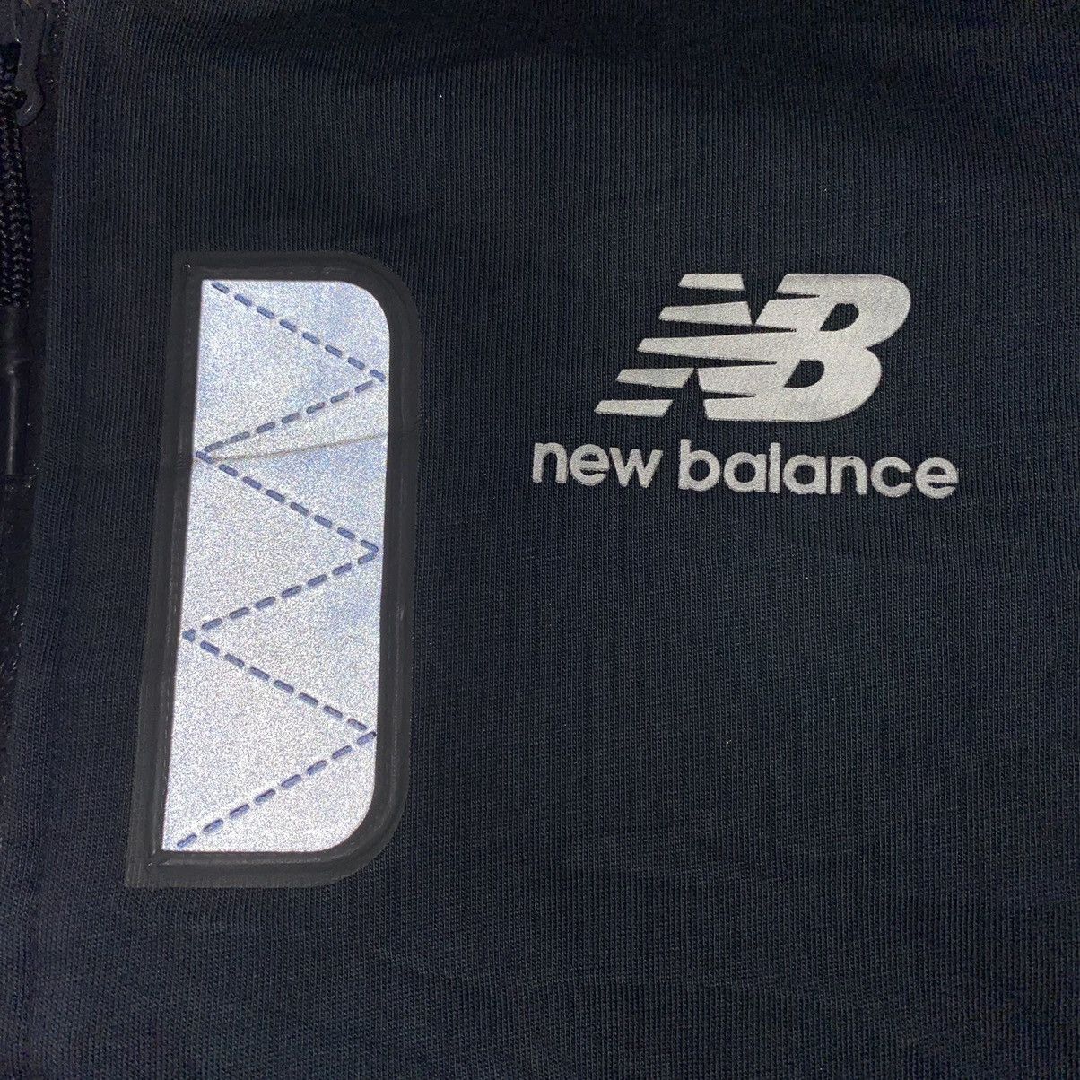 New Balance NEW BALANCE Reflective Logo Bomber Jacket Size US M / EU 48-50 / 2 - 13 Thumbnail