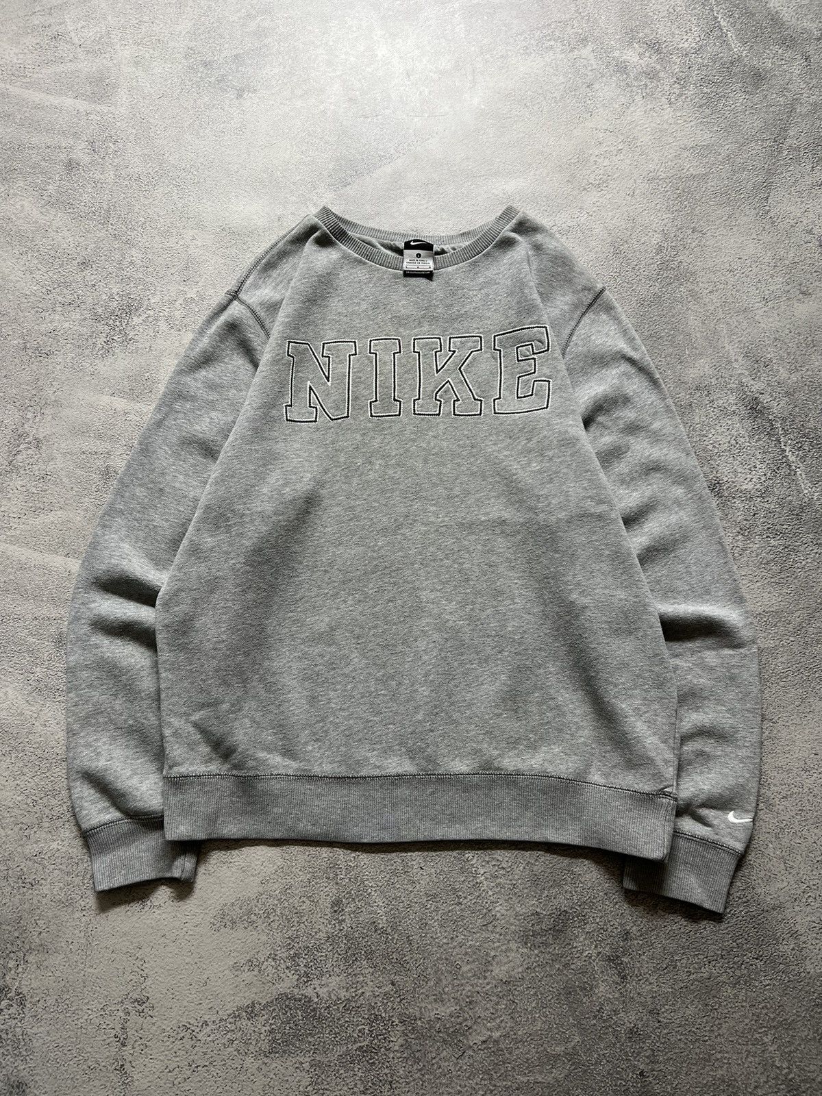 Nike × Vintage Vintage Y2k Nike 🩶 Spellout Big Logo Sweatshirt 00’s Size US L / EU 52-54 / 3 - 2 Thumbnail