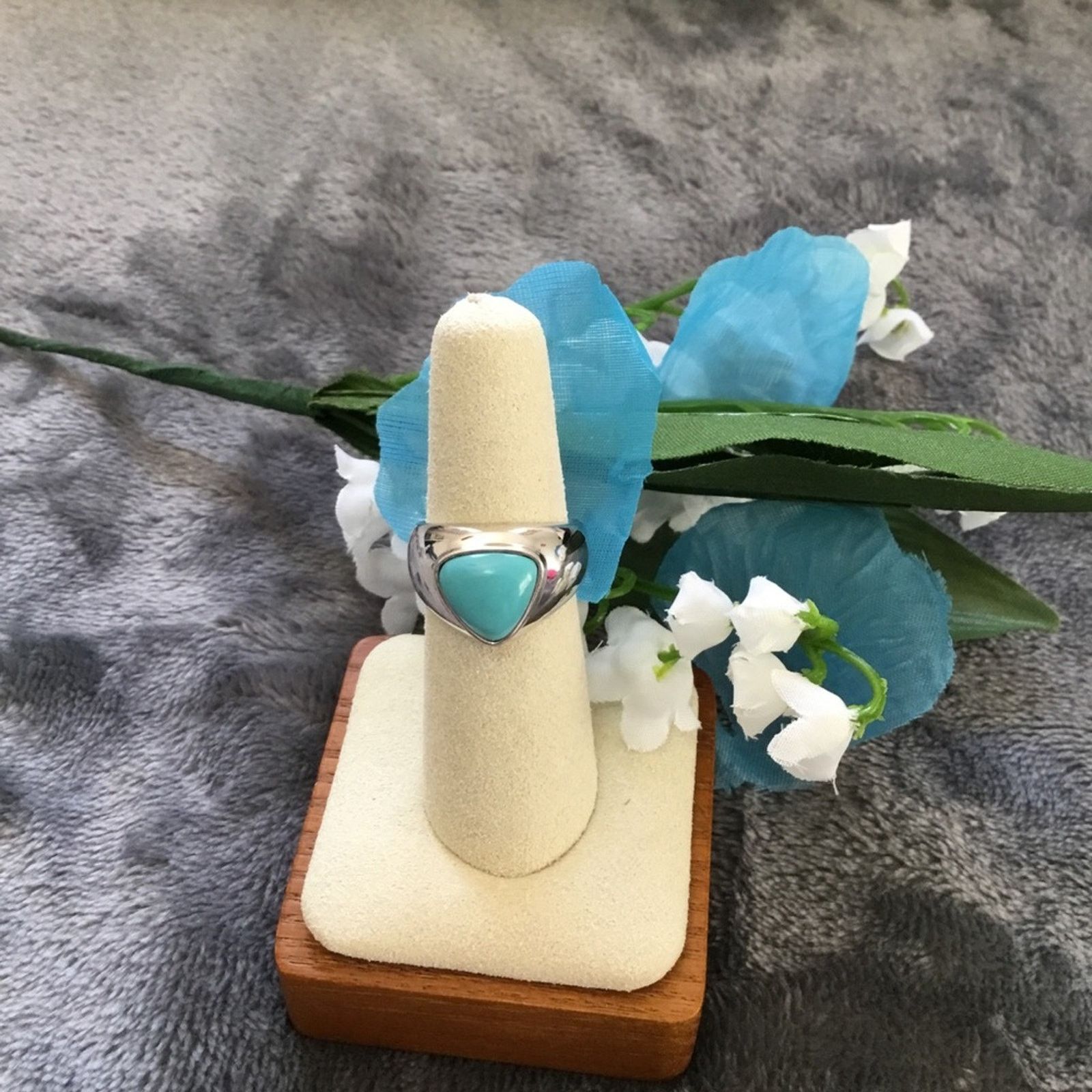 Other Sterling Silver Blue Stone Ring Size ONE SIZE - 1 Thumbnail