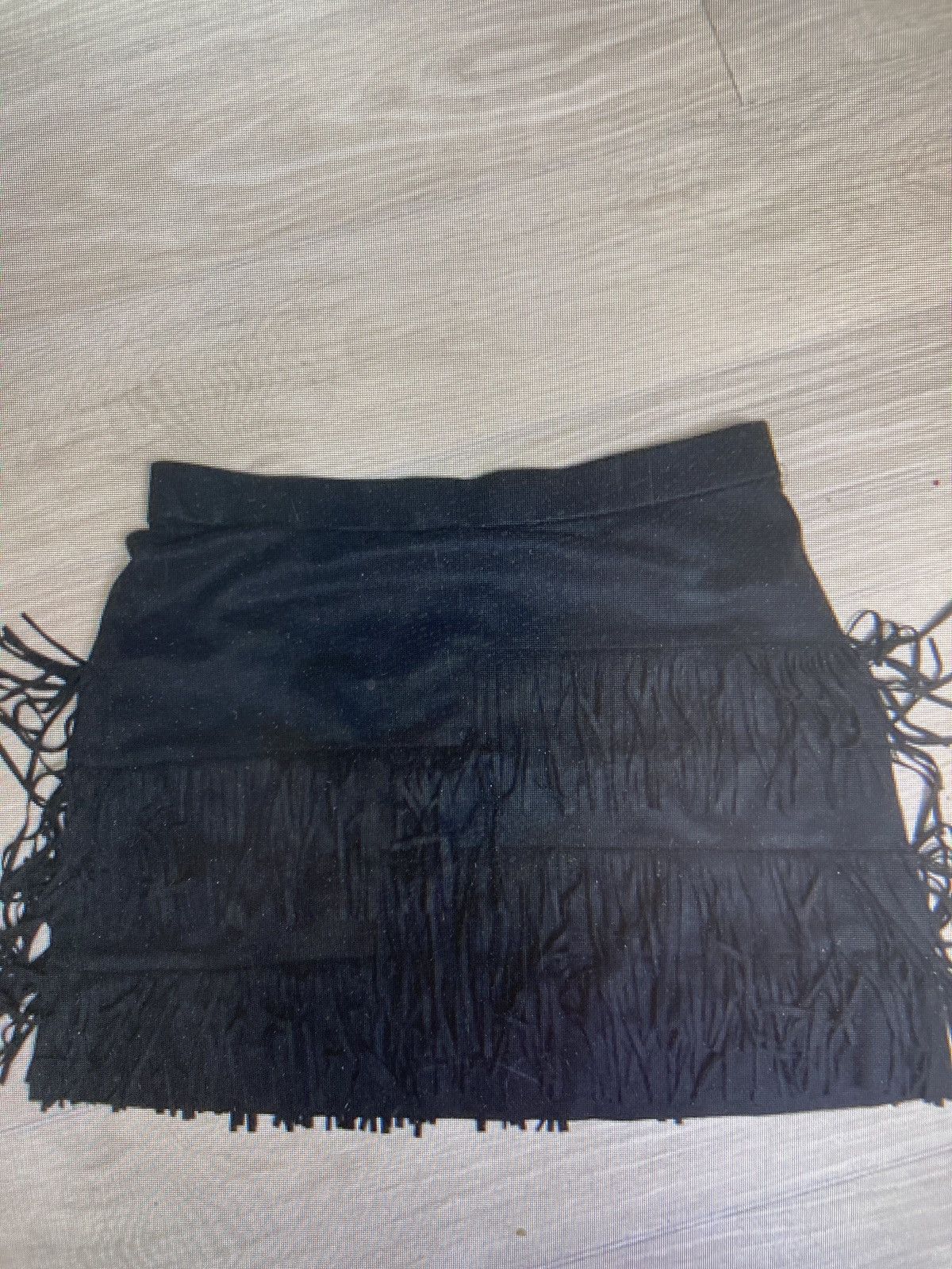 Zara Zara tassle skirt Size 28" / US 6 / IT 42 - 1 Thumbnail