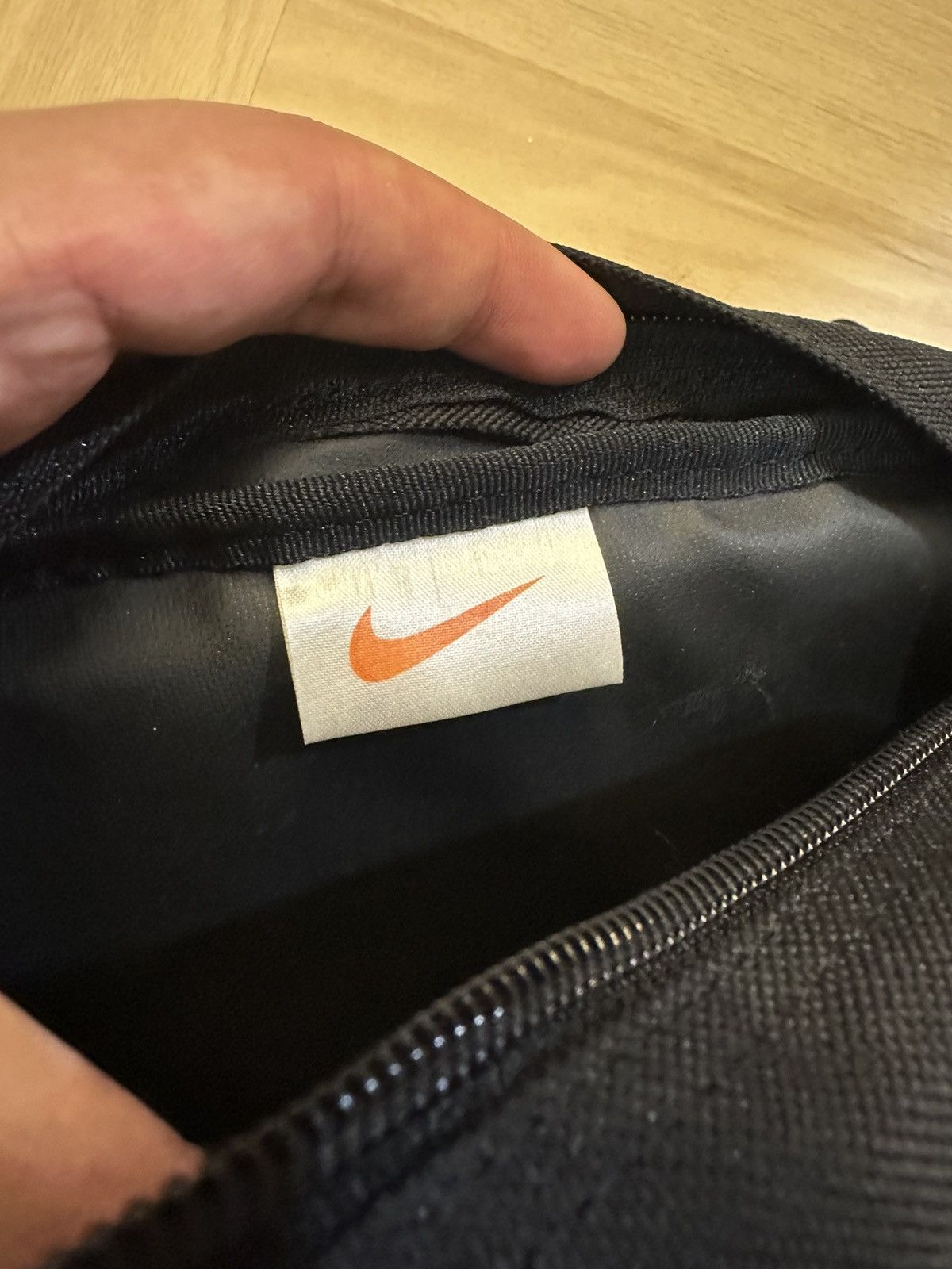 Nike × Vintage Vintage Y2K Nike Crossbody Size ONE SIZE - 5 Thumbnail