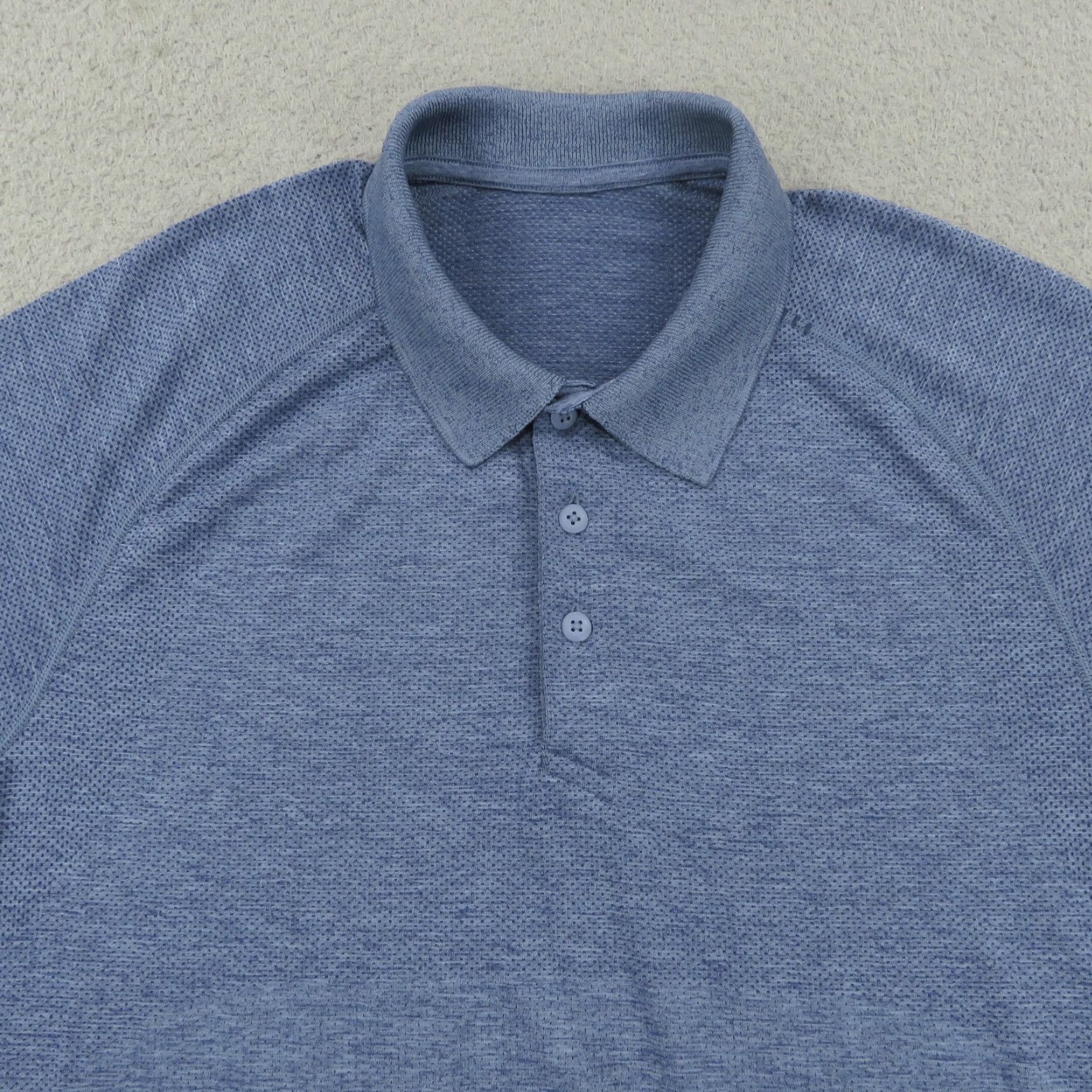 Lululemon Lululemon Polo Mens Large Blue Metal Vent Tech Shirt Collared Performance Size US L / EU 52-54 / 3 - 2 Thumbnail