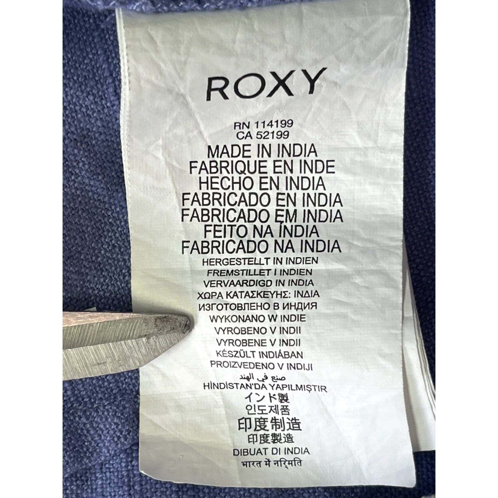 Vintage ROXY Womens Shorts 100% Cotton Size M Button Accent Back Pocket Blue Canvas Chino Casual Activewear Womens Made in India Size 32" / US 10 / IT 46 - 7 Thumbnail