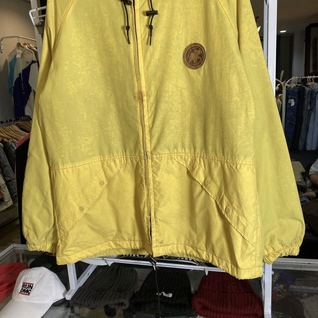 Vintage Vintage Hunting World Logo Patches Light Jacket Size US L / EU 52-54 / 3 - 5 Thumbnail