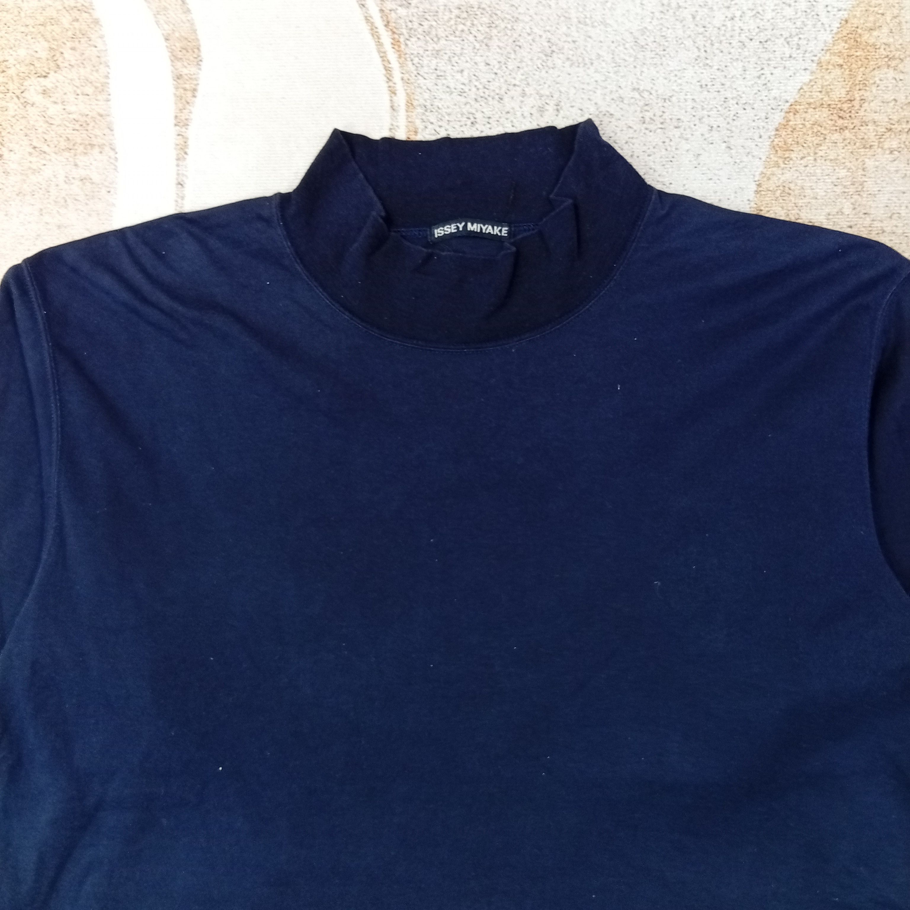Issey Miyake Issey Miyake Japanese Turtleneck Tshirt C259N76 Size US L / EU 52-54 / 3 - 2 Thumbnail