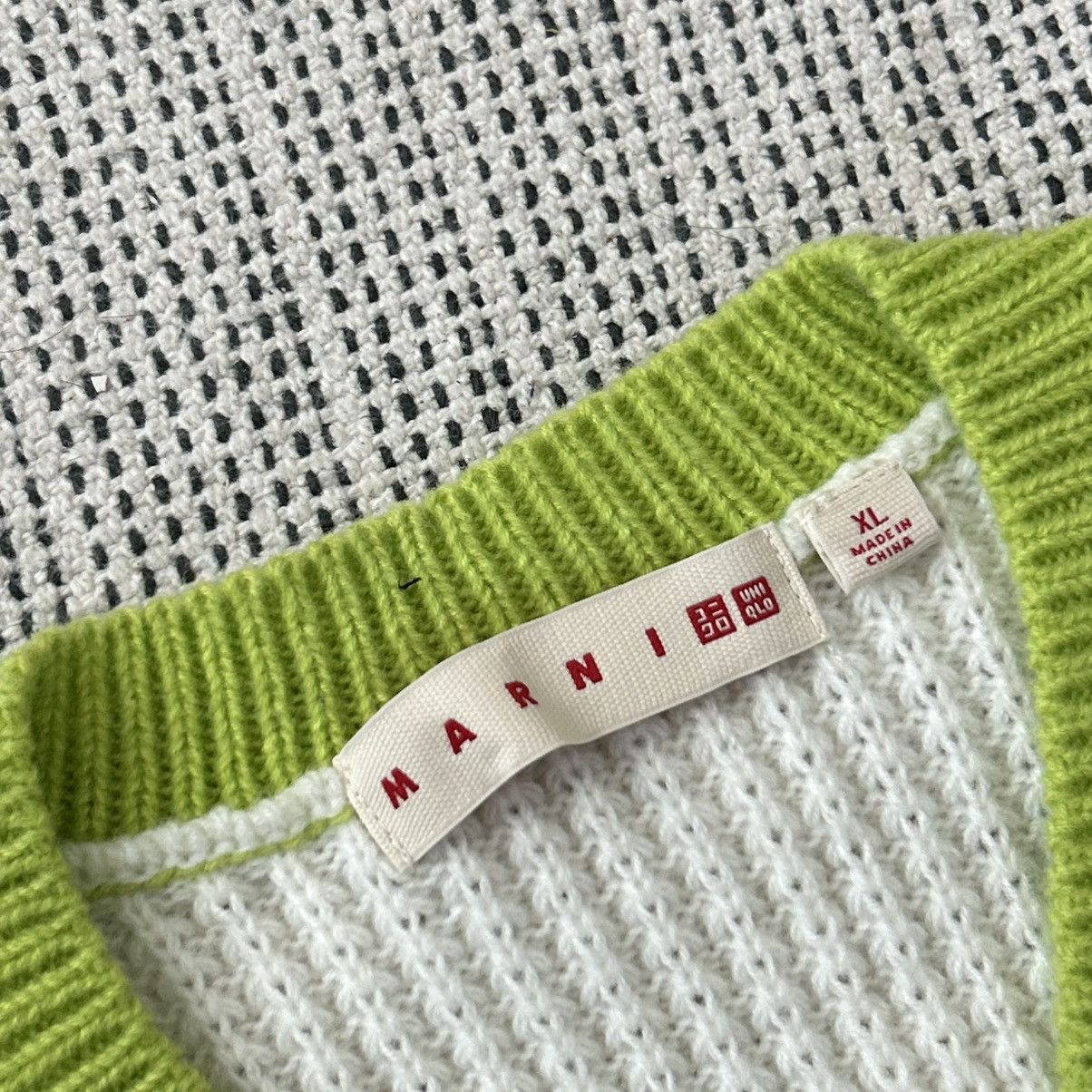 Marni × Uniqlo Uniqlo x Marni knit sweater vest sz XL (women’s) Size XL / US 12-14 / IT 48-50 - 3 Thumbnail