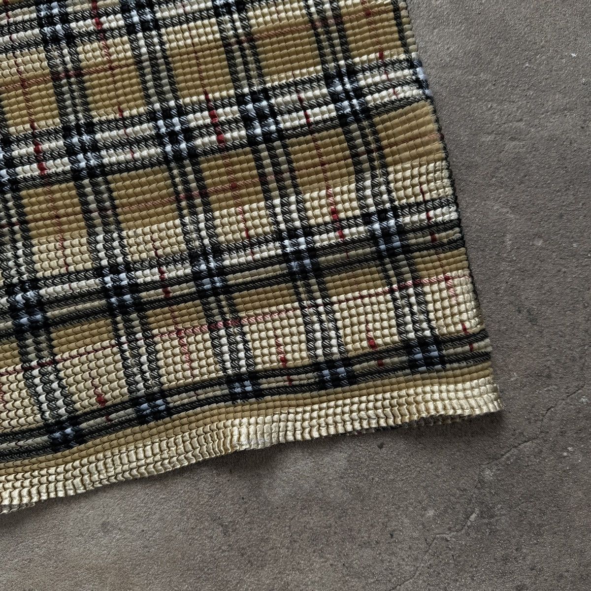Japanese Brand × Vintage Vintage Pleated T-shirt Issey Miyake style burrbery Size ONE SIZE - 2 Thumbnail