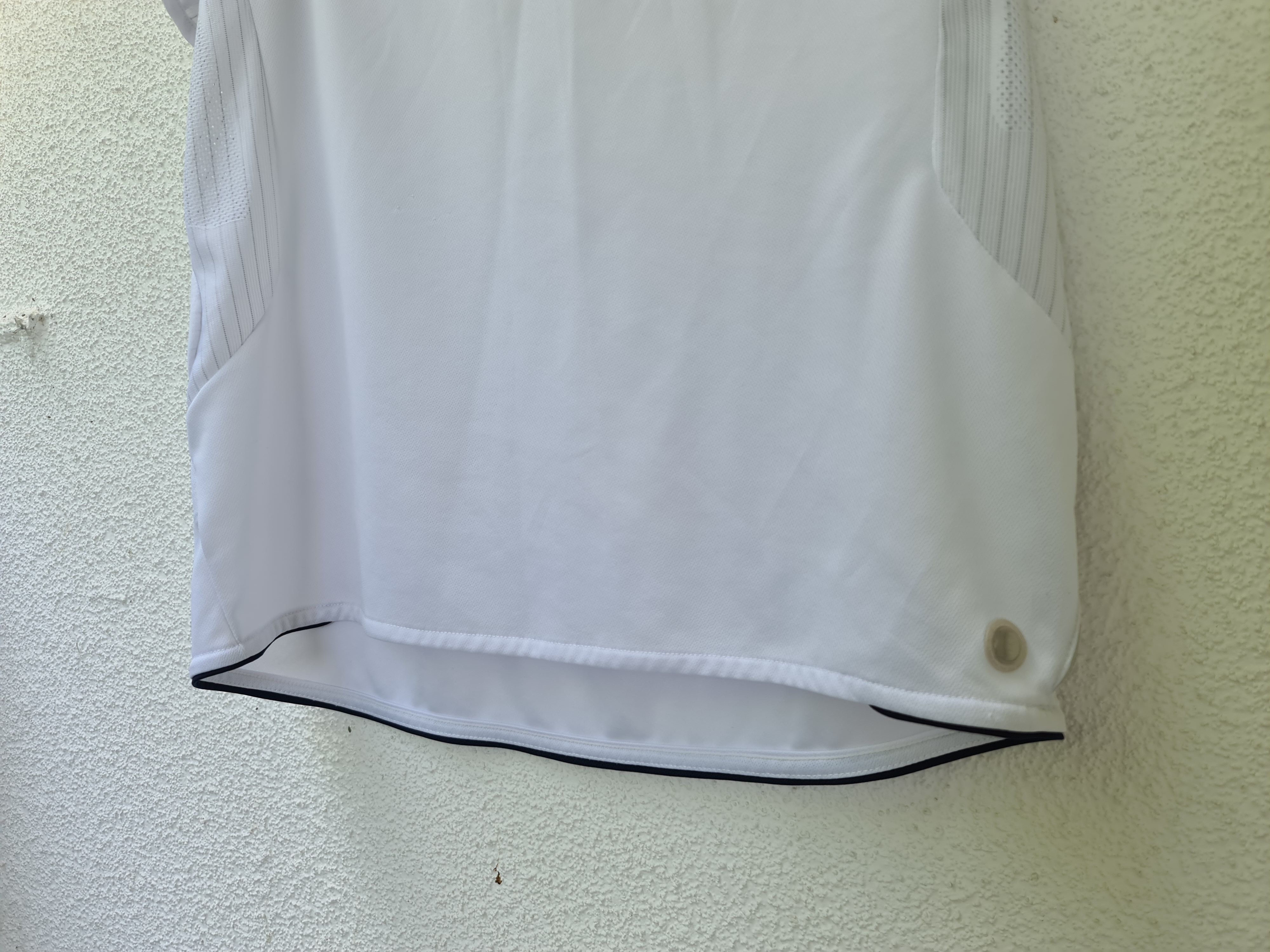 Umbro UMBRO ENGLAND 2005 2006 HOME FOOTBALL SOCCER JERSEY tshirt Size US L / EU 52-54 / 3 - 4 Thumbnail