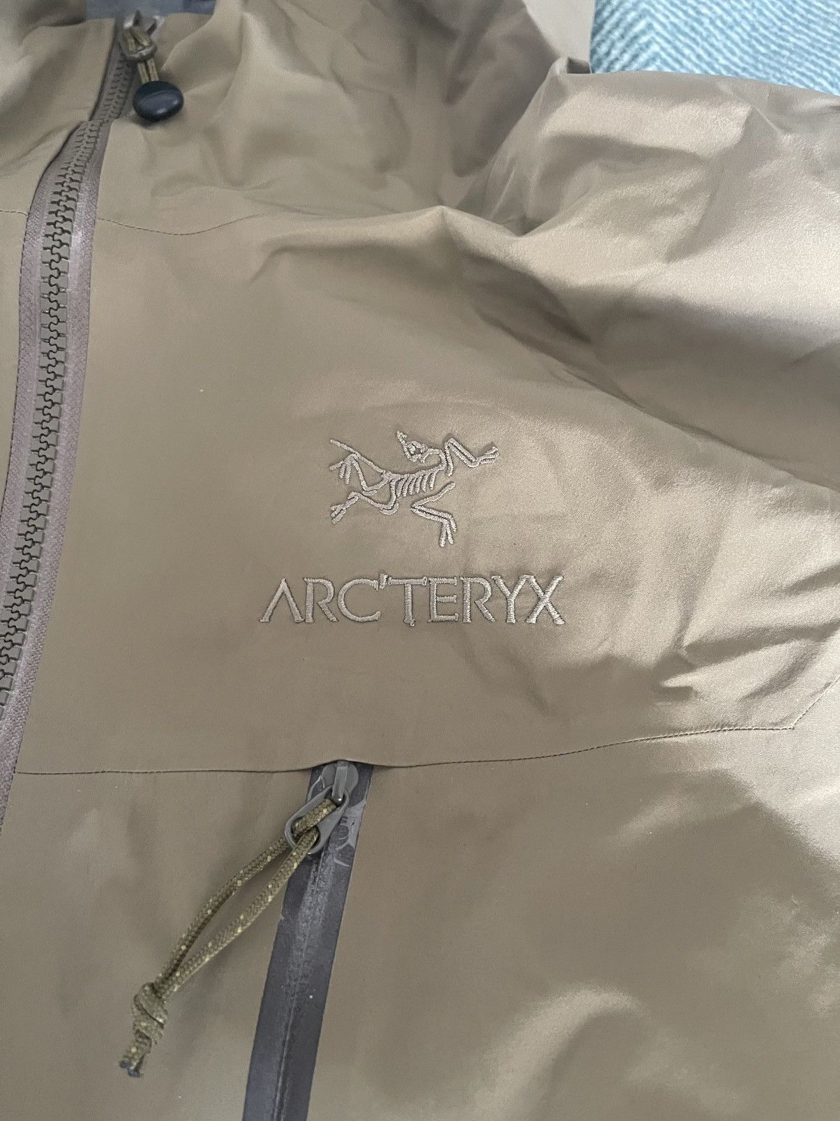 Arc'teryx Arcteryx LEAF Alpha LT Jacket Gen 1 Crocodile Medium Size US M / EU 48-50 / 2 - 10 Thumbnail